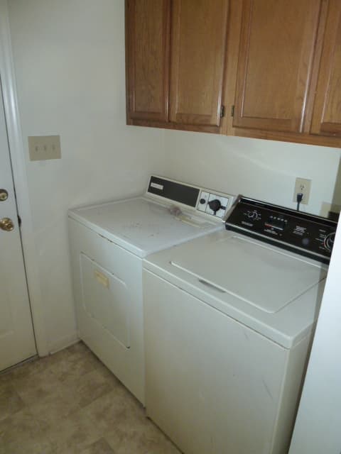 Chapel Hill House: 307 Brooks Street