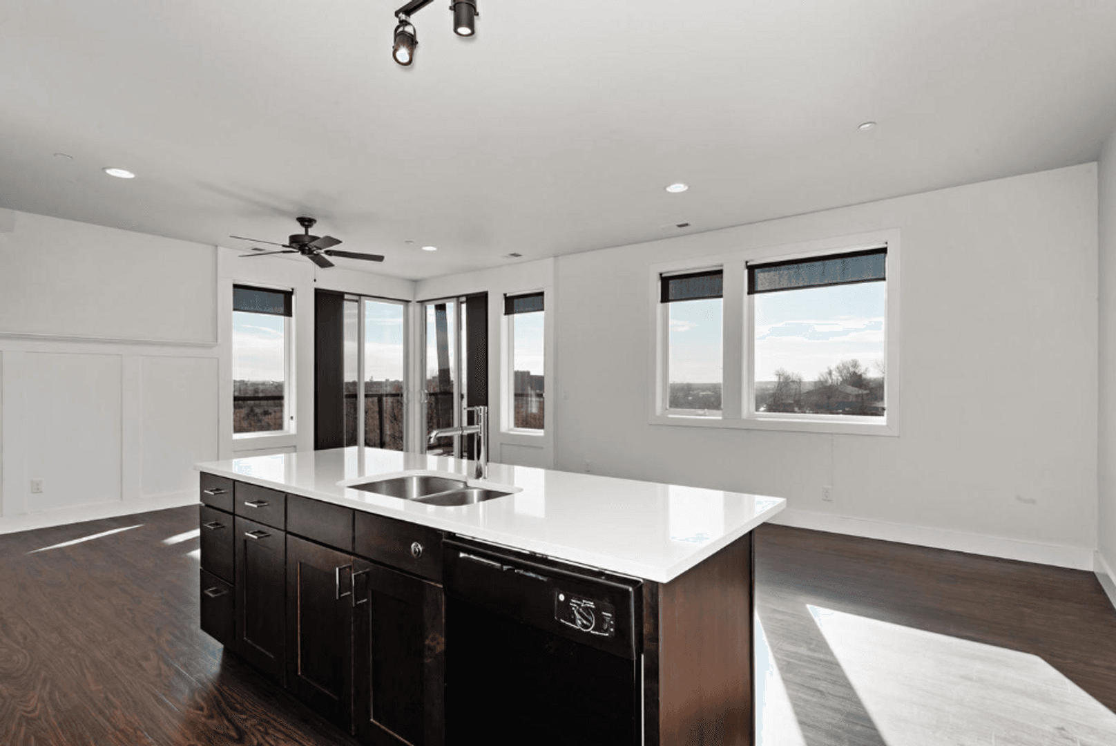 Colorado Springs Apartment: 676 West Monument Street