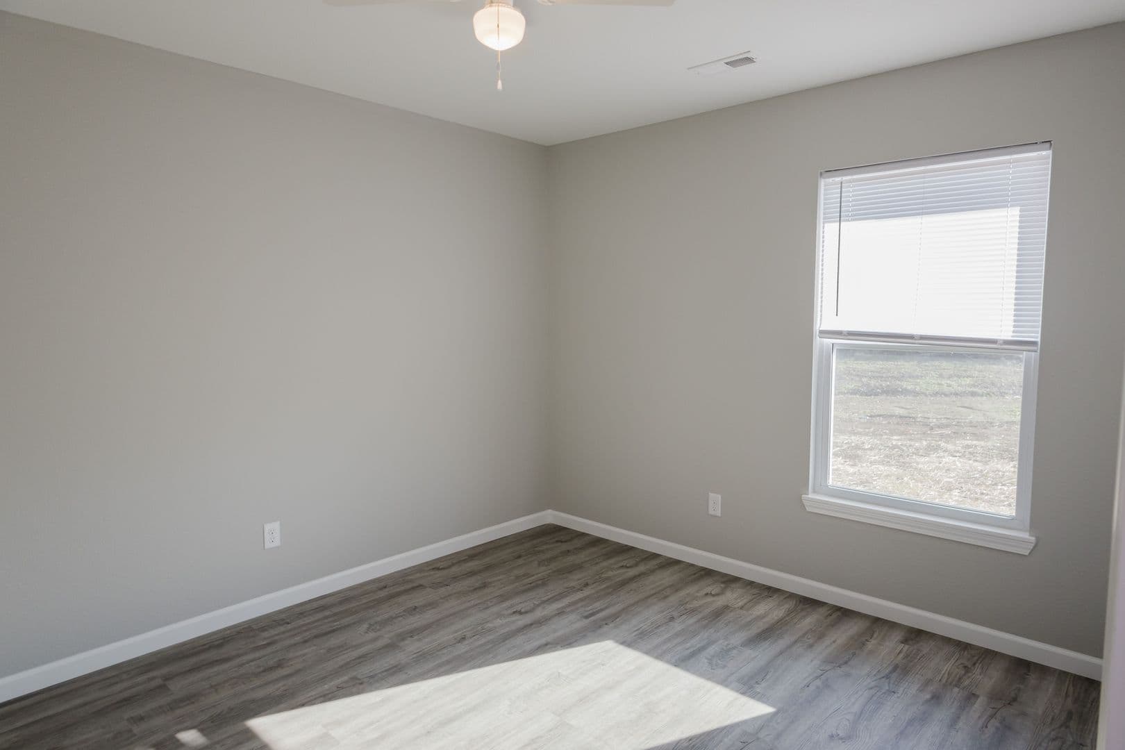 Eldon Apartment: 206 Hudson Drive