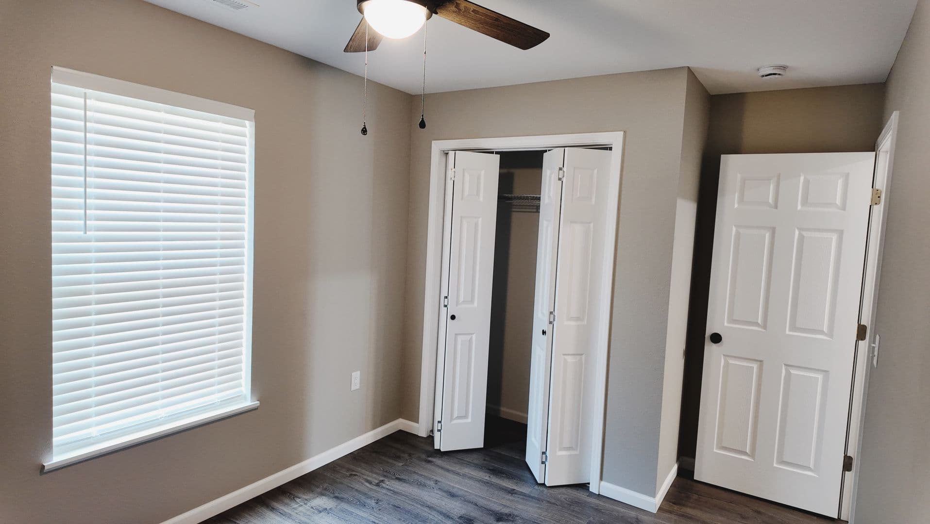Laurie Apartment: 101 N. Fairgrounds Road