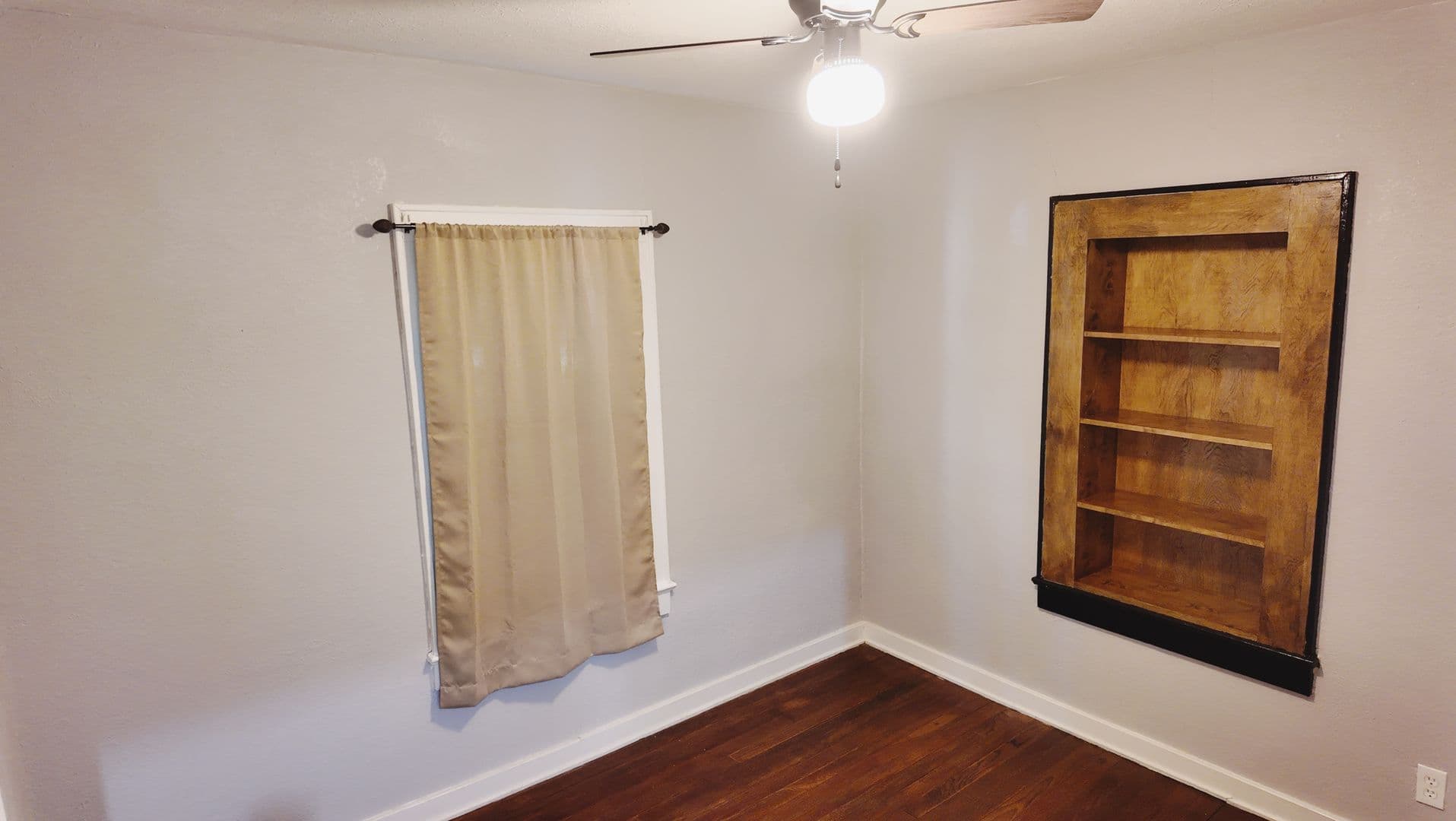 Eldon House: 508 N Oak