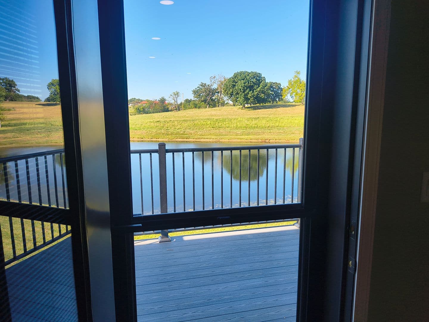 Laurie Apartment: 101 N. Fairgrounds Road