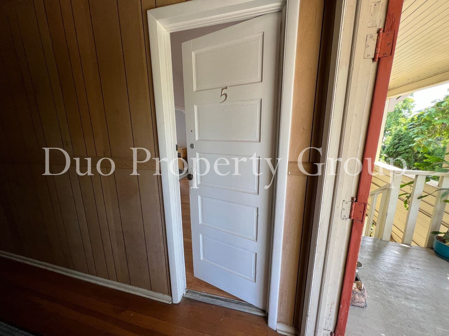 Springfield Apartment: 846 F Street
