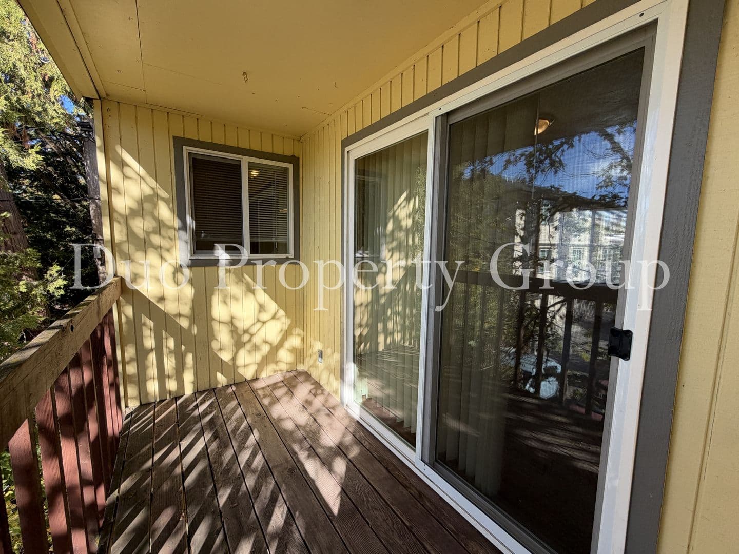 Eugene Apartment: 1526 Willamette Alley / 58 W 15th Ave