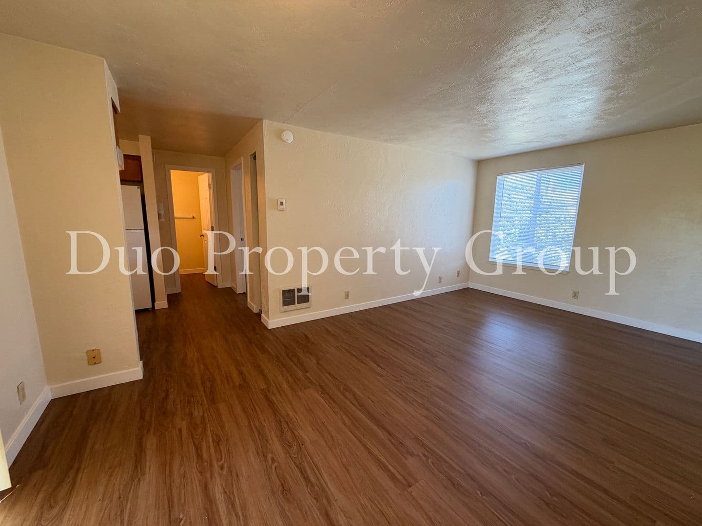 Eugene Apartment: 1526 Willamette Alley / 58 W 15th Ave