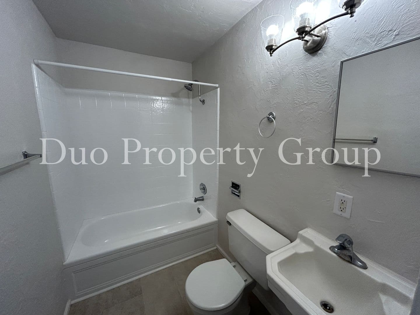 Springfield Apartment: 846 F Street