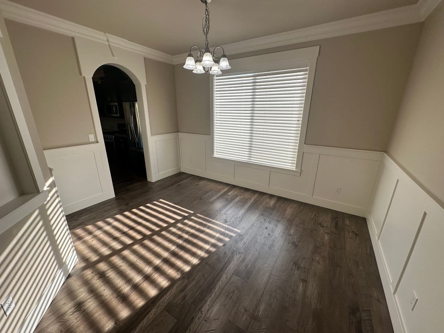 Roy House: 3305 291st St S