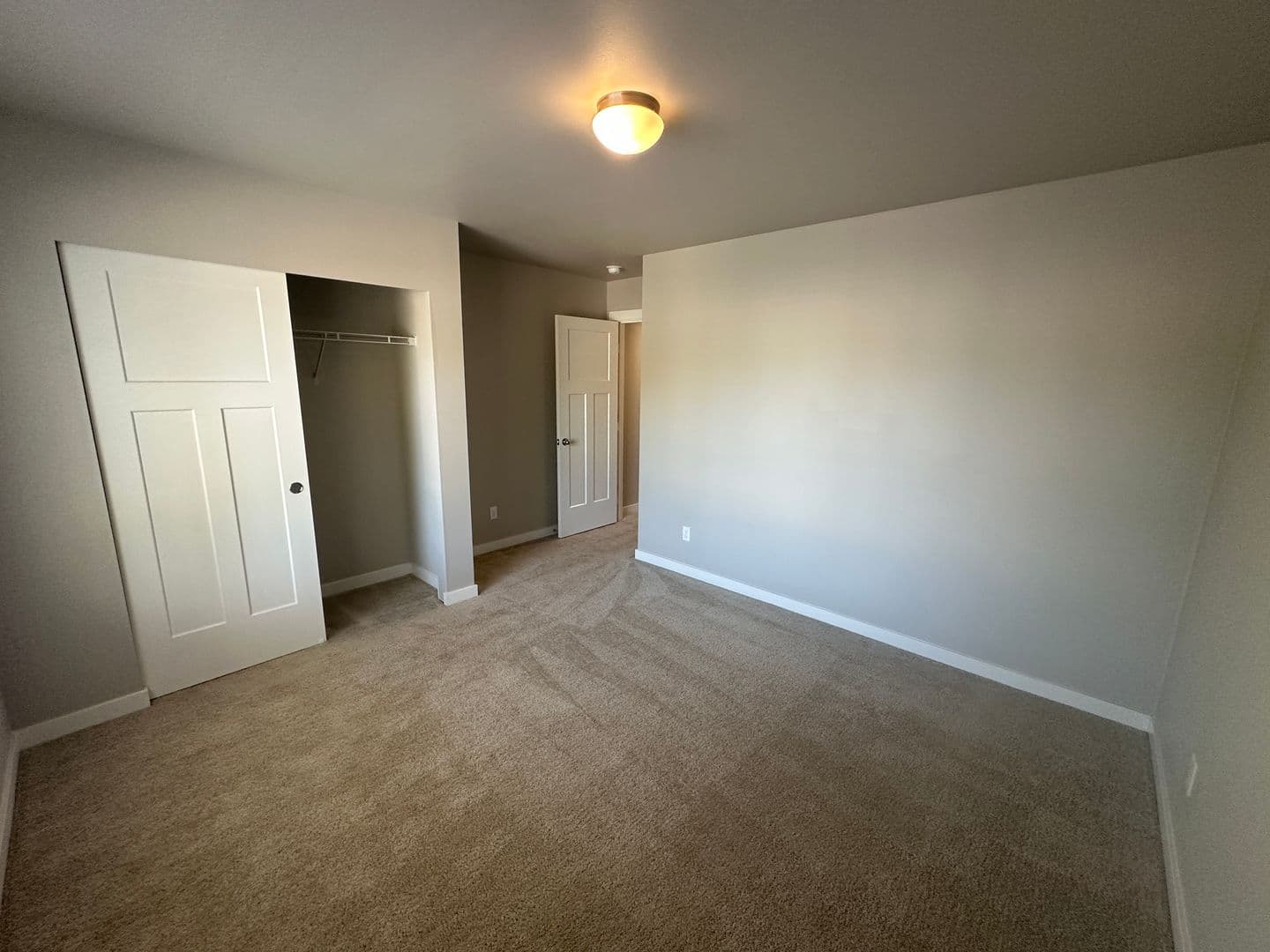 Lacey House: 7741 20th Ln SE