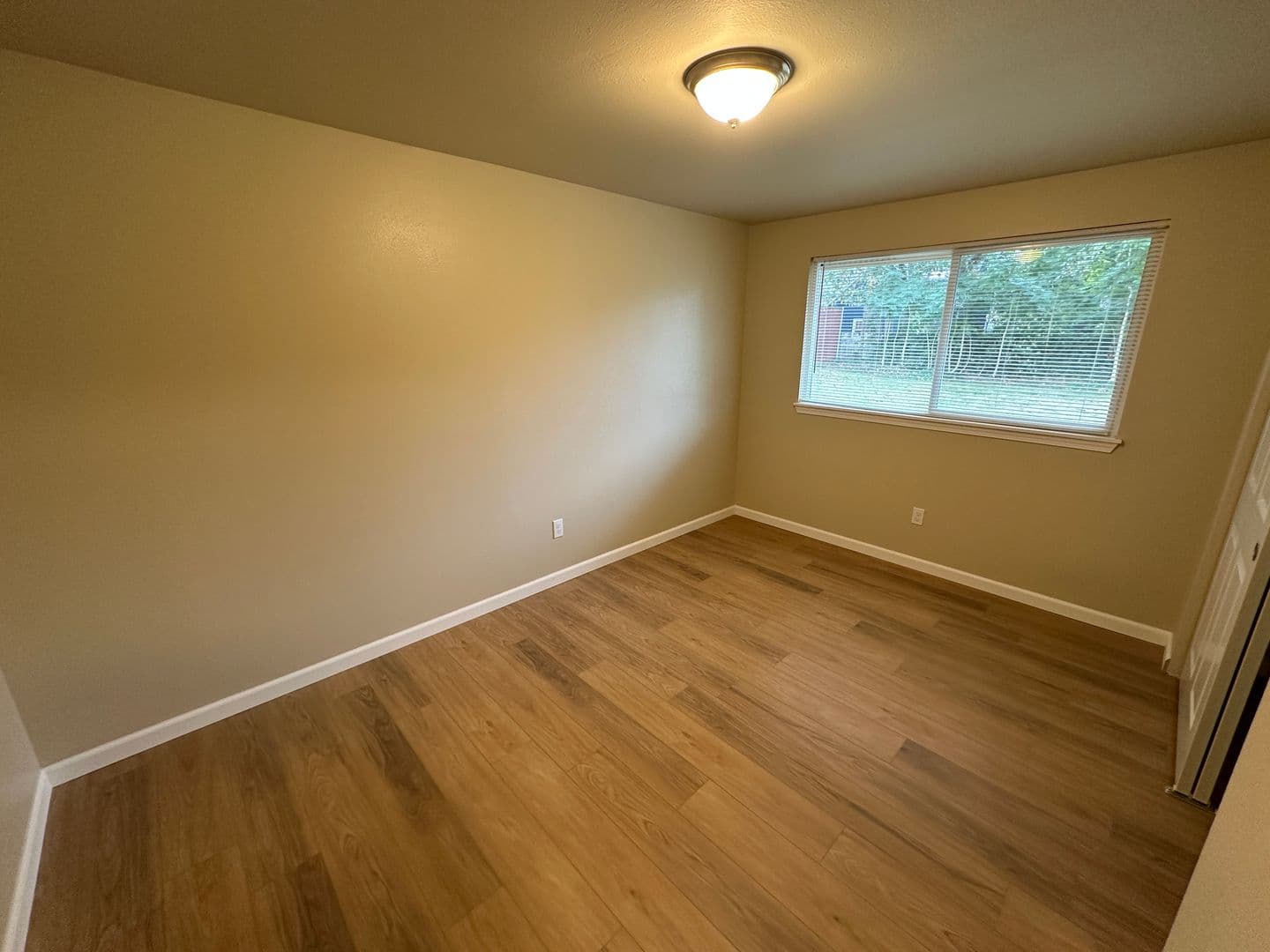 Lakewood House: 8714 Veterans Dr SW