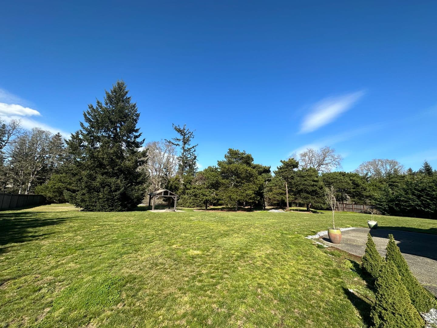 Roy House: 3305 291st St S