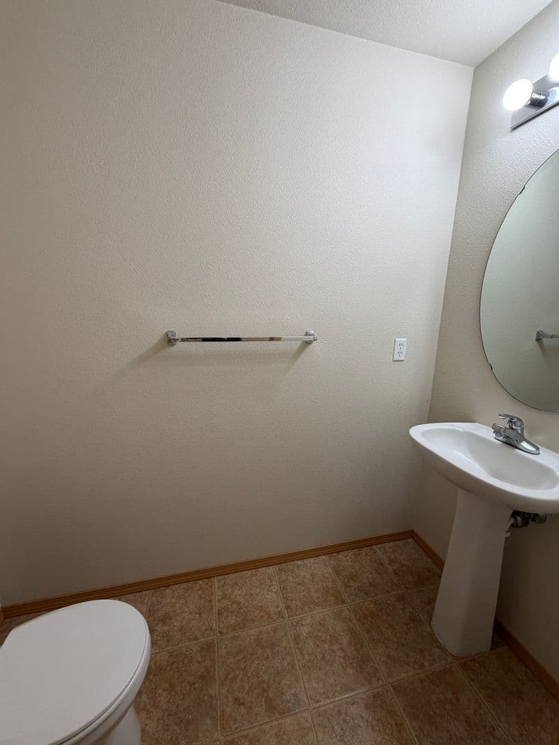 DuPont House: 2320 Simmons Street Unit B