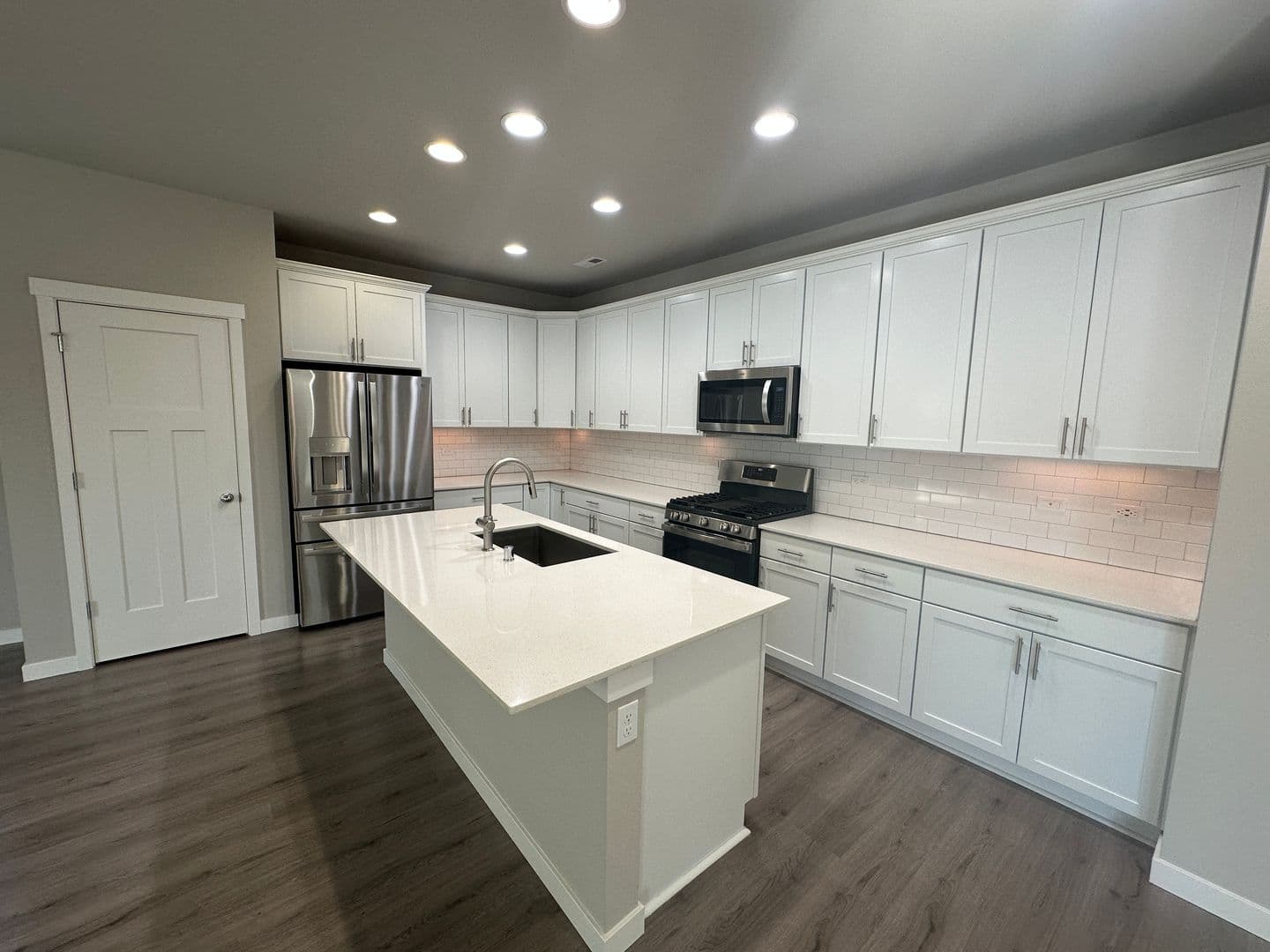 Lacey House: 7741 20th Ln SE