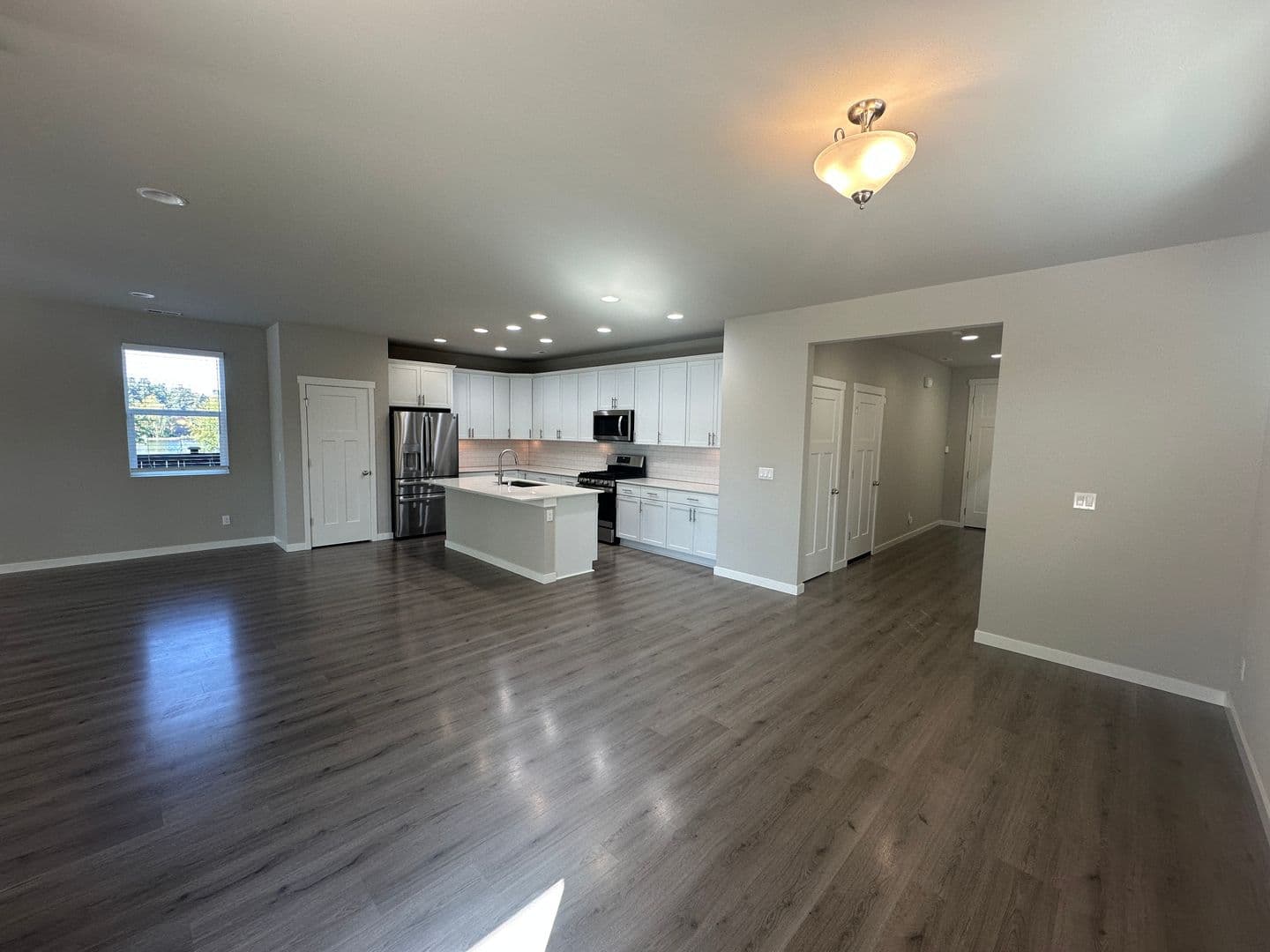 Lacey House: 7741 20th Ln SE
