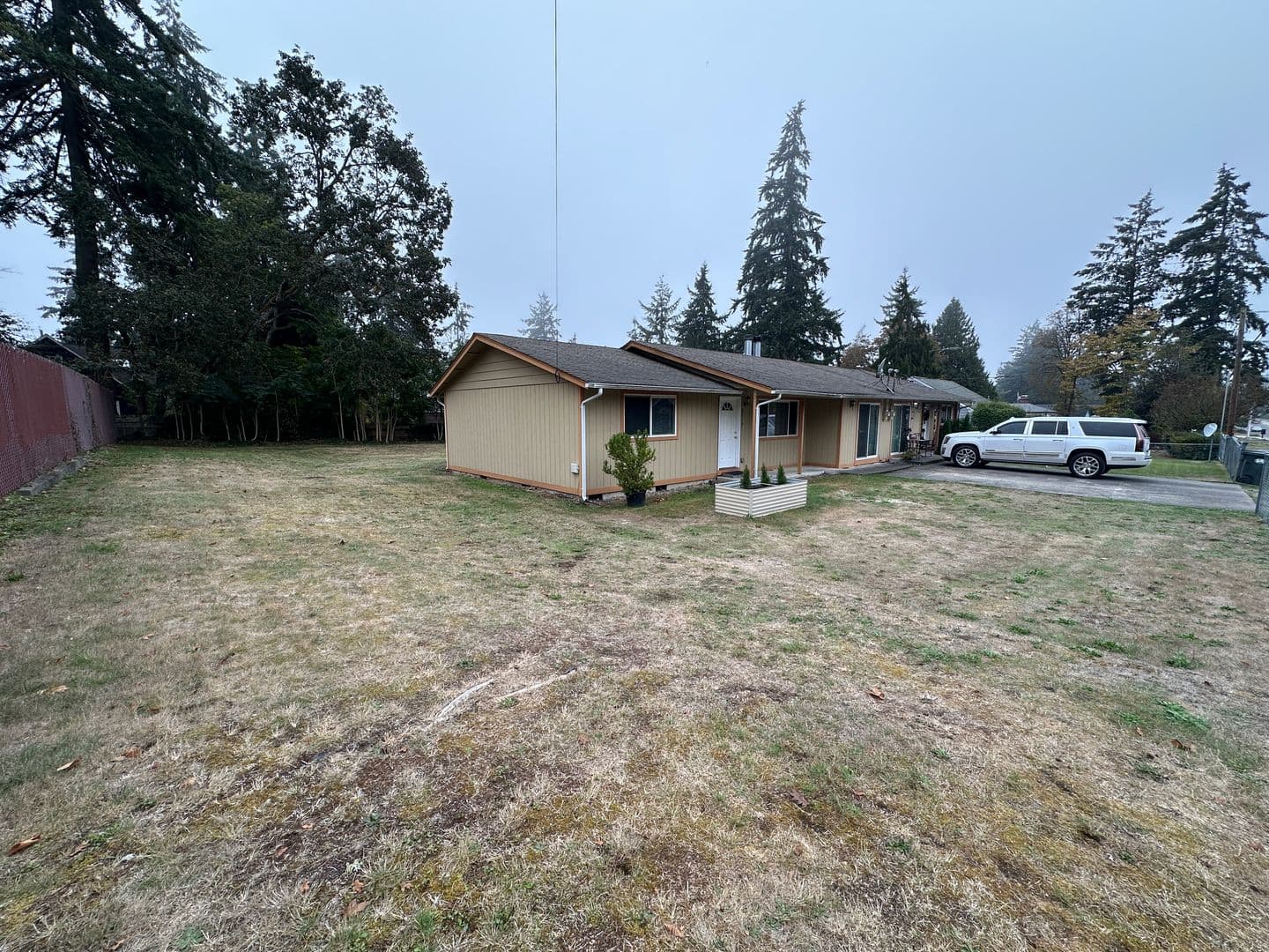 Lakewood House: 8714 Veterans Dr SW