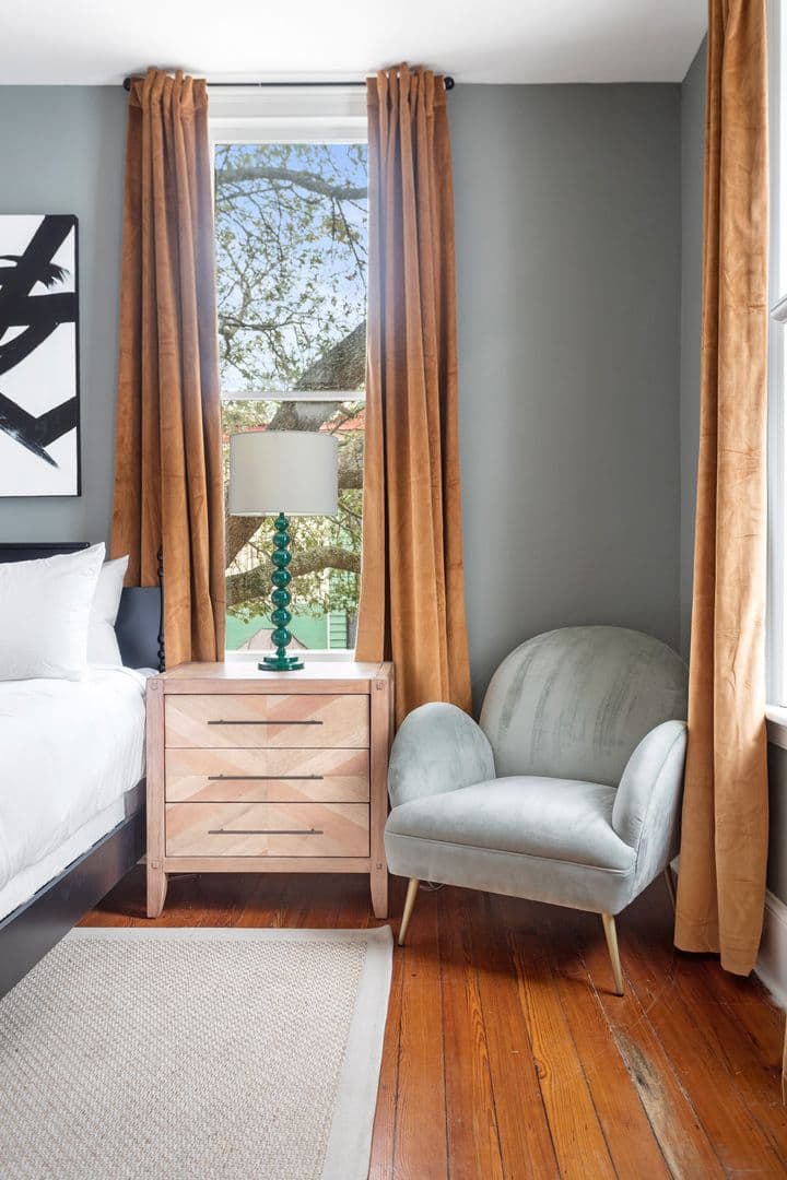 Charleston House: 234 Ashley Avenue, B