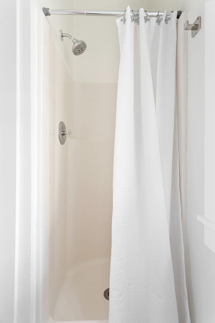 Charleston House: 4 Ashe St. Unit D