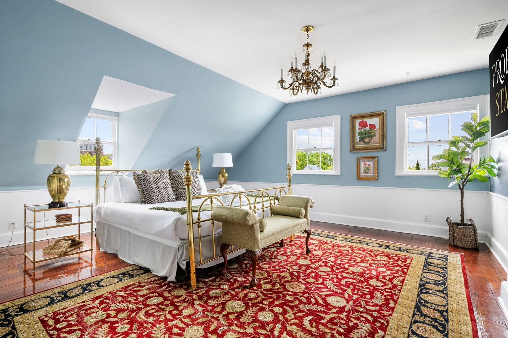 Charleston House: 96 Ashley Avenue