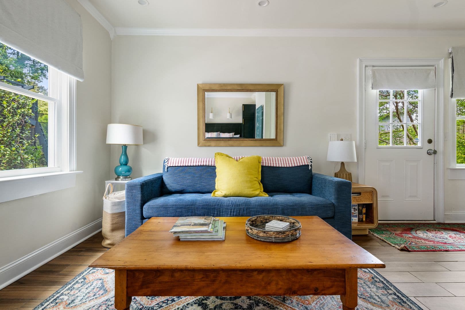 Charleston House: 134 Sans Souci Street