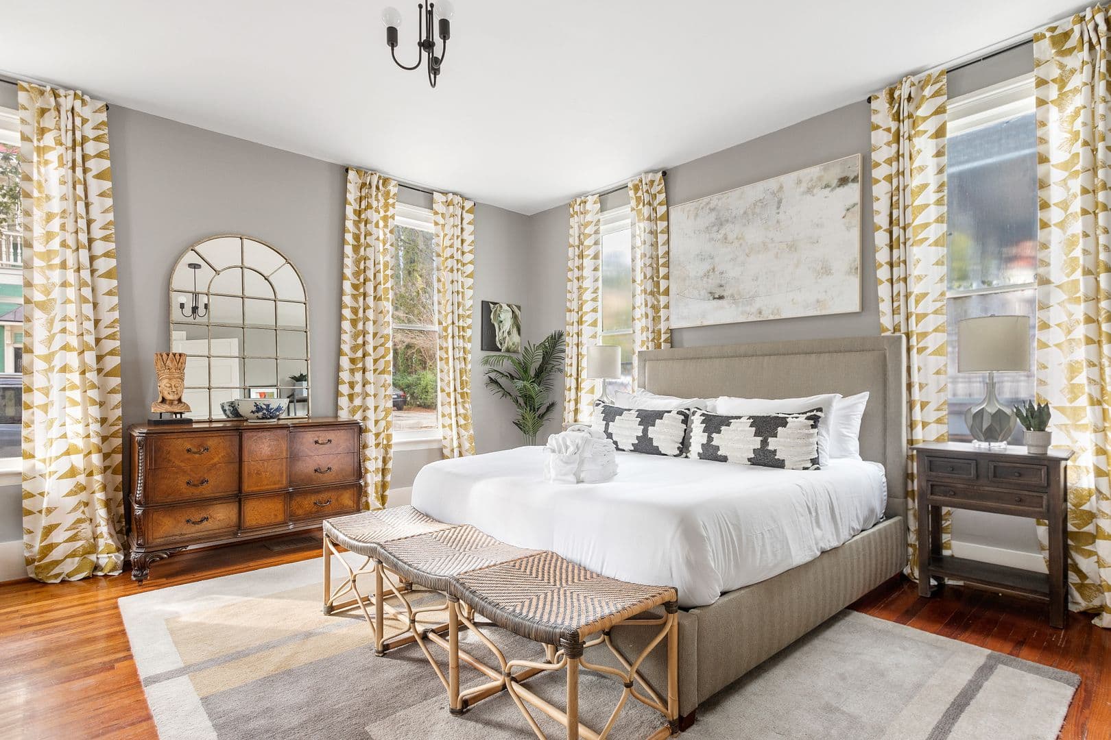 Charleston House: 234 Ashley Avenue, A