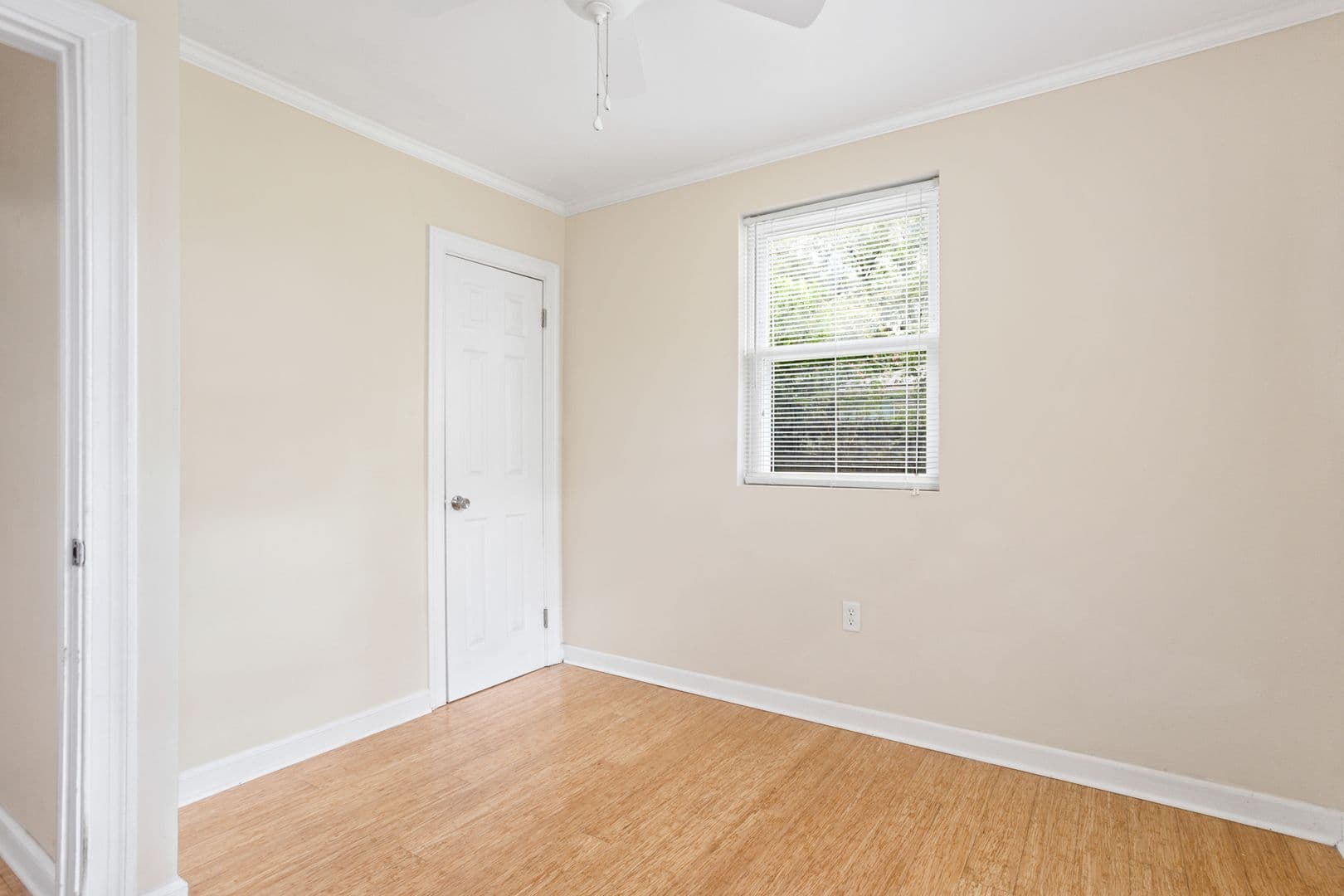 Charleston House: 865 Santee Street