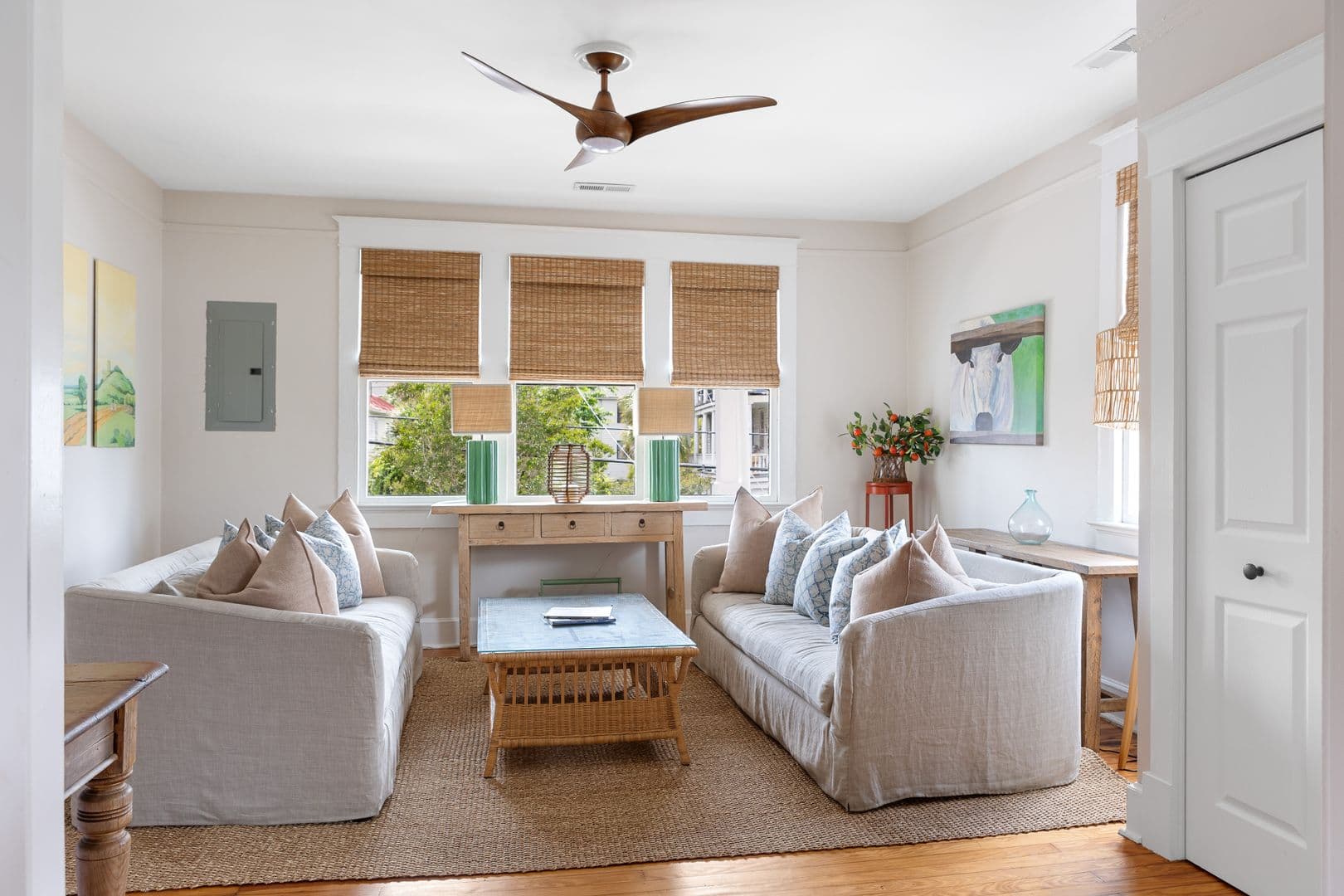 Charleston House: 230 Rutledge Ave