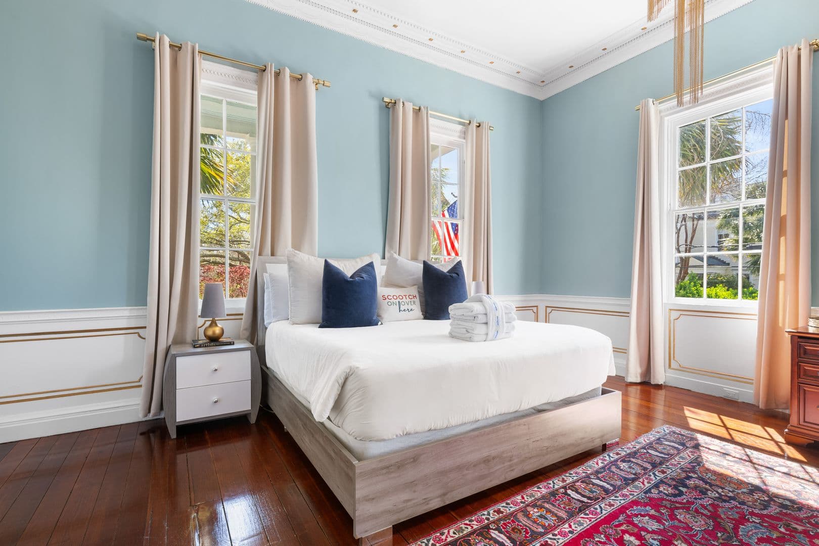 Charleston House: 96 Ashley Avenue