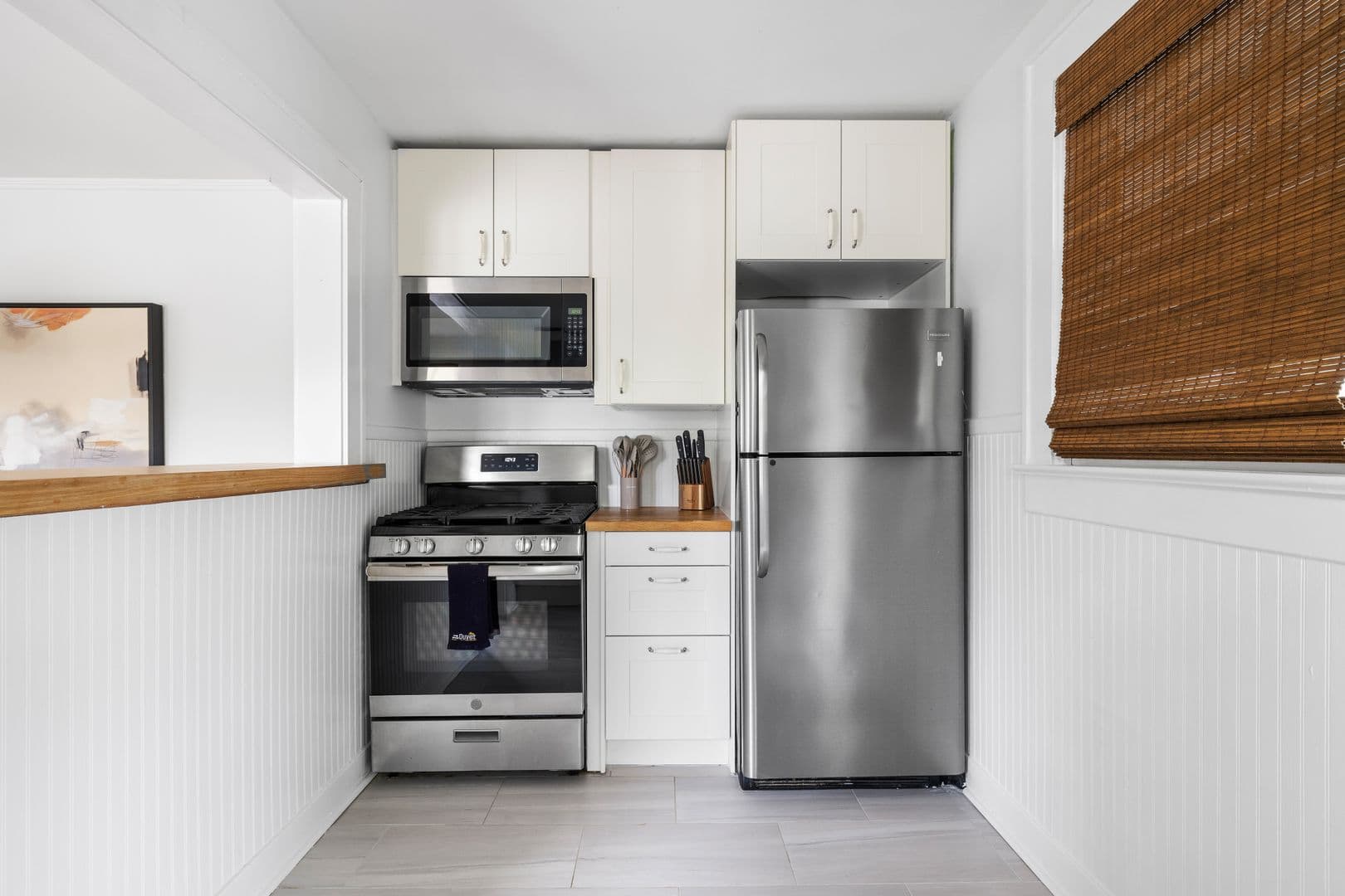 Charleston House: 20 Dunnemann Avenue