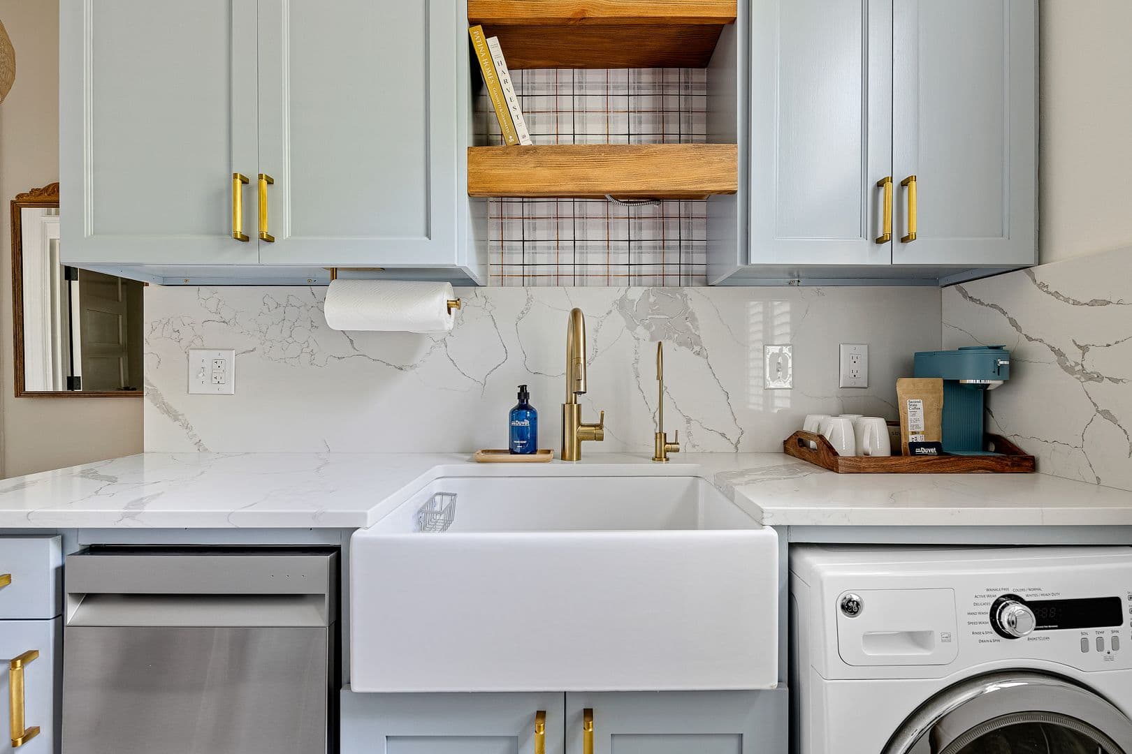 Charleston House: 65 Vanderhorst Street