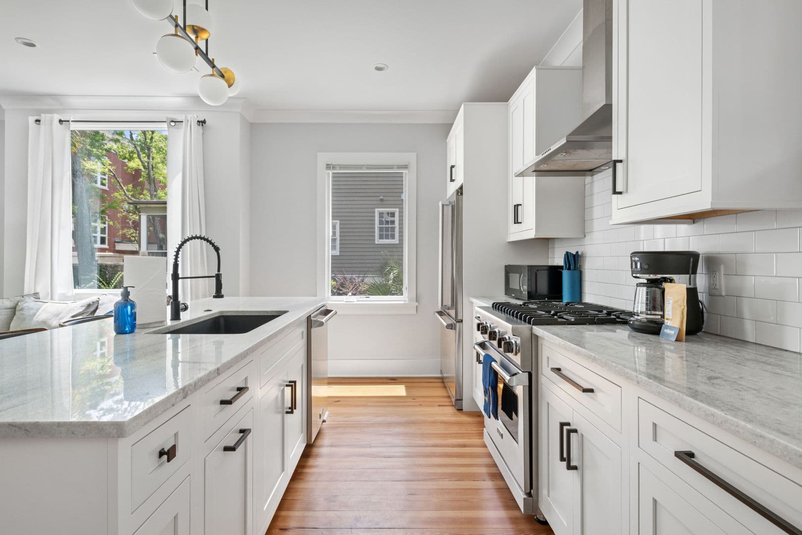 Charleston House: 21 Charlotte Street