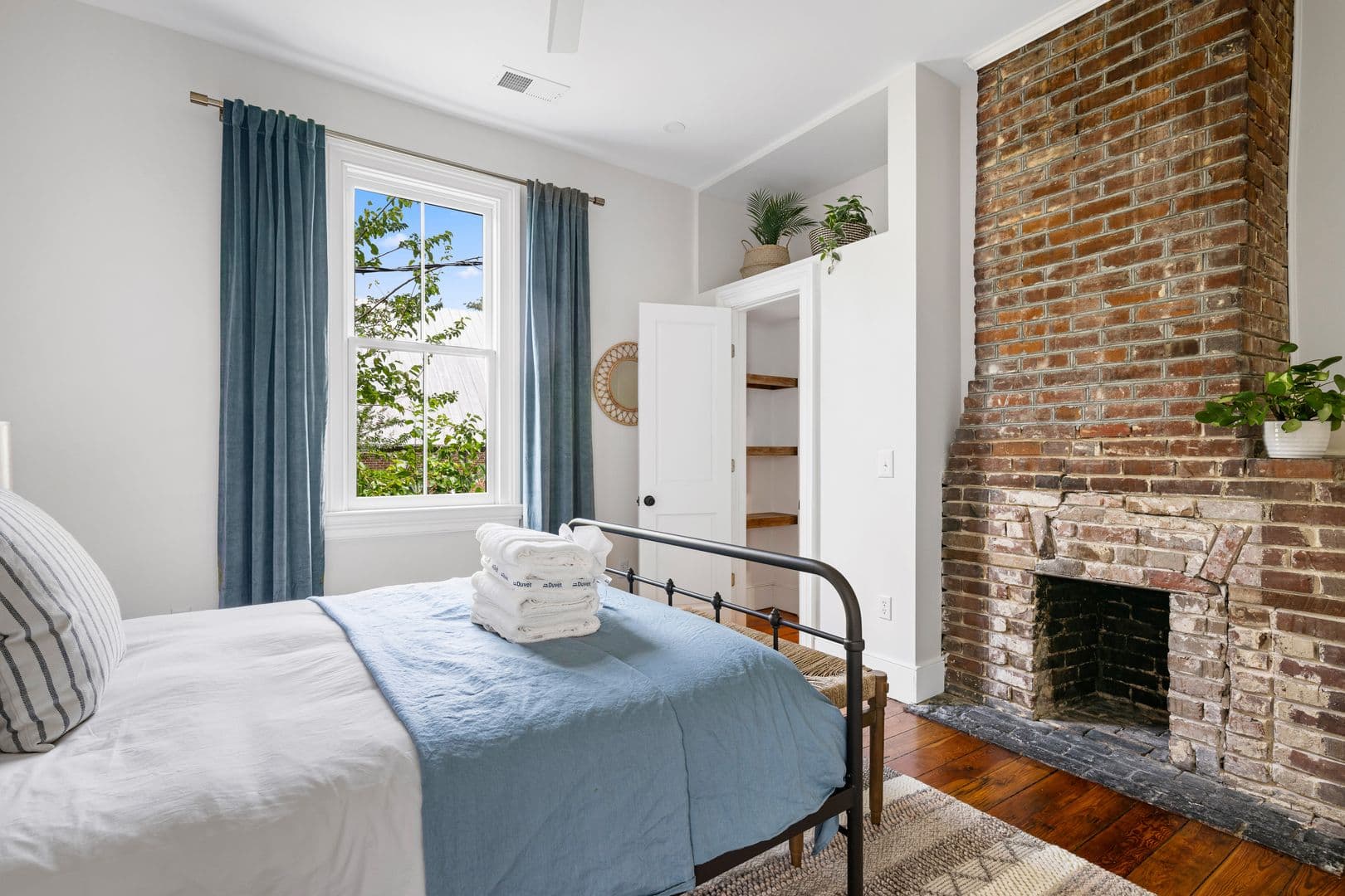 Charleston House: 744 Rutledge Avenue