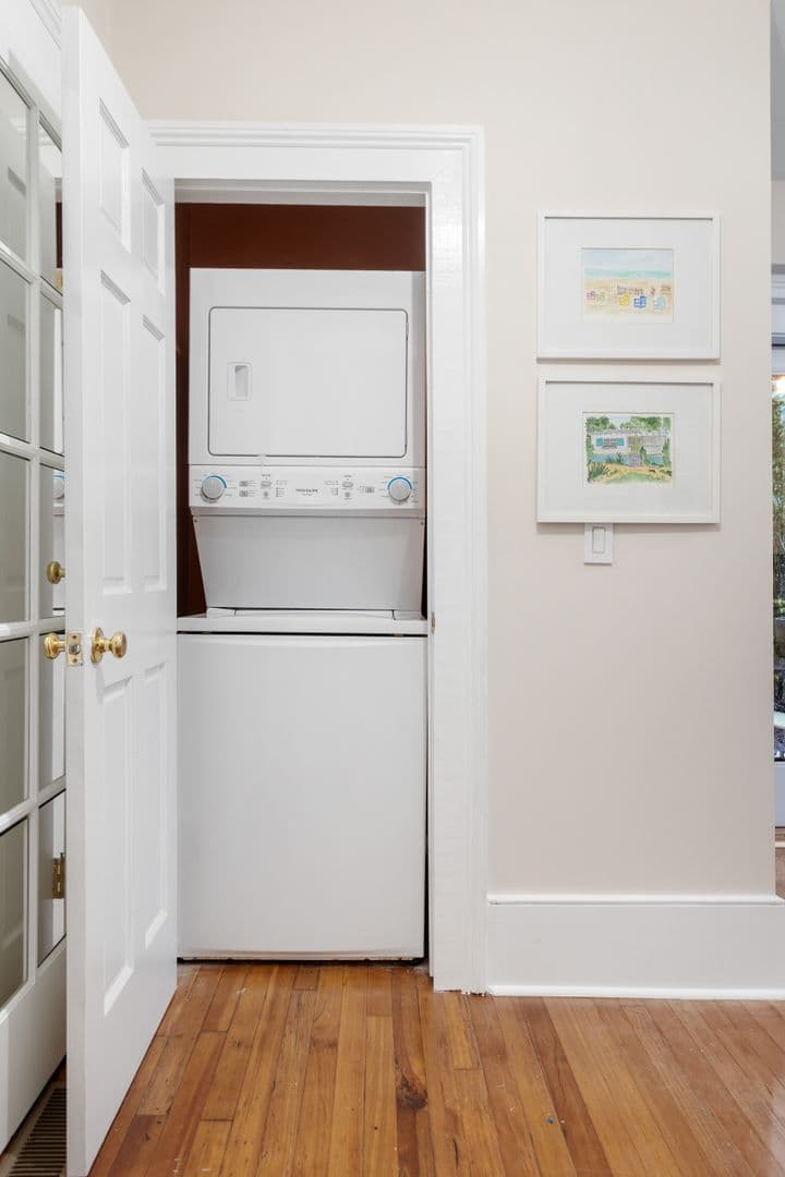 Charleston House: 28 Chapel Street, Suite 2