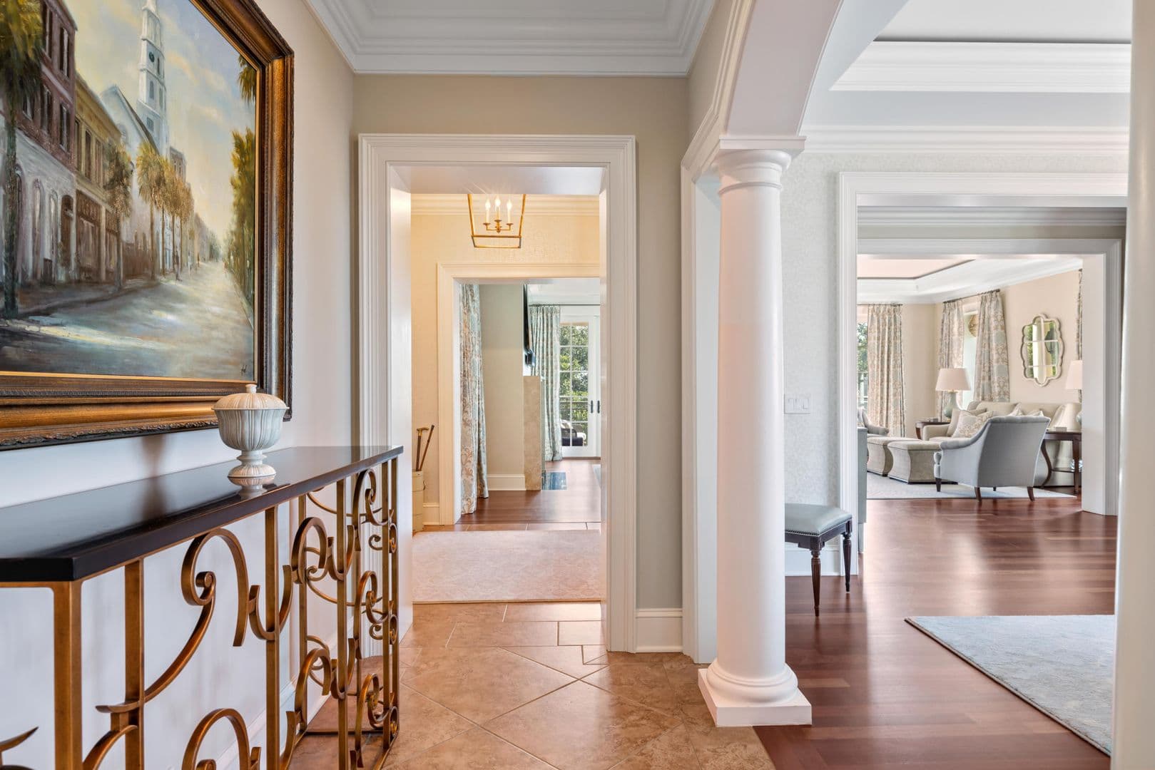 Charleston House: 5 Middle Atlantic Wharf