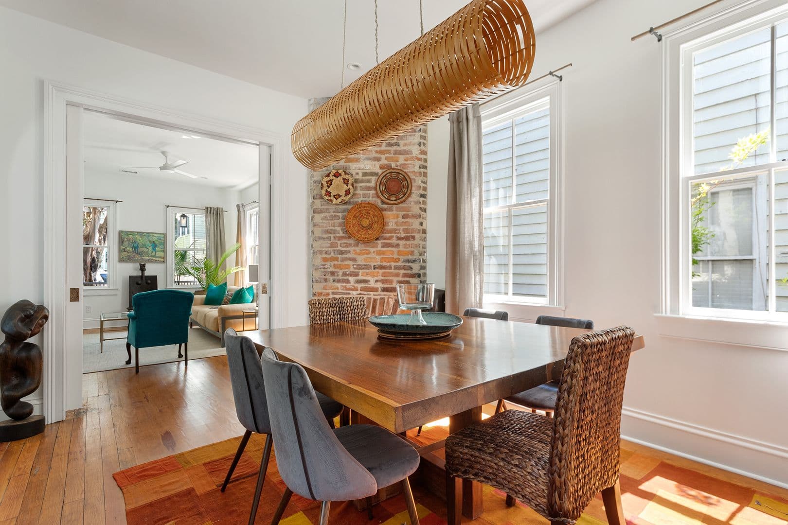 Charleston House: 94 Bogard Street