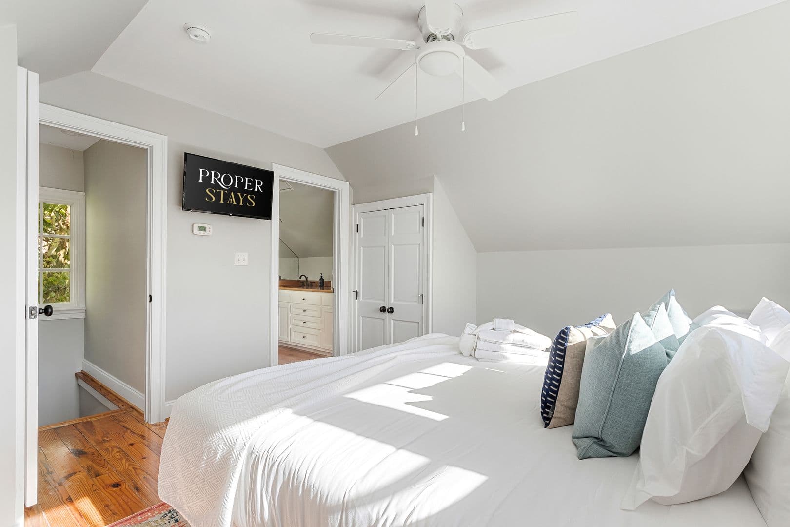 Charleston House: 9 Bogard Street