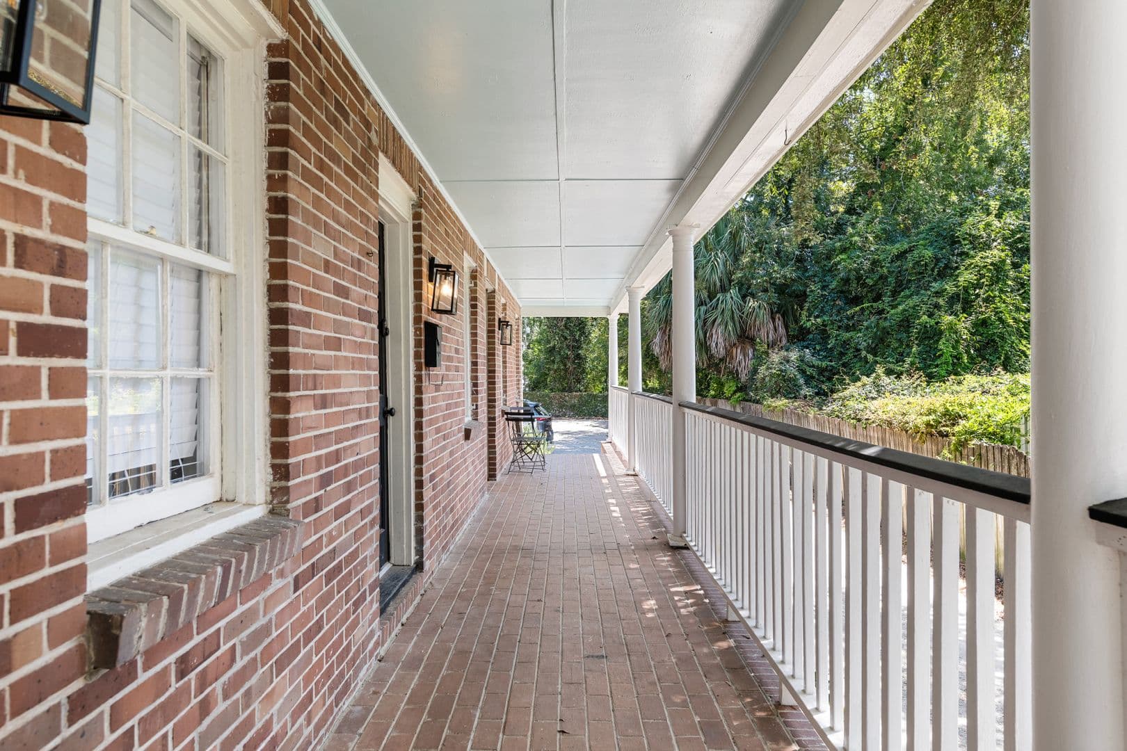 Charleston House: 49 Radcliffe Street