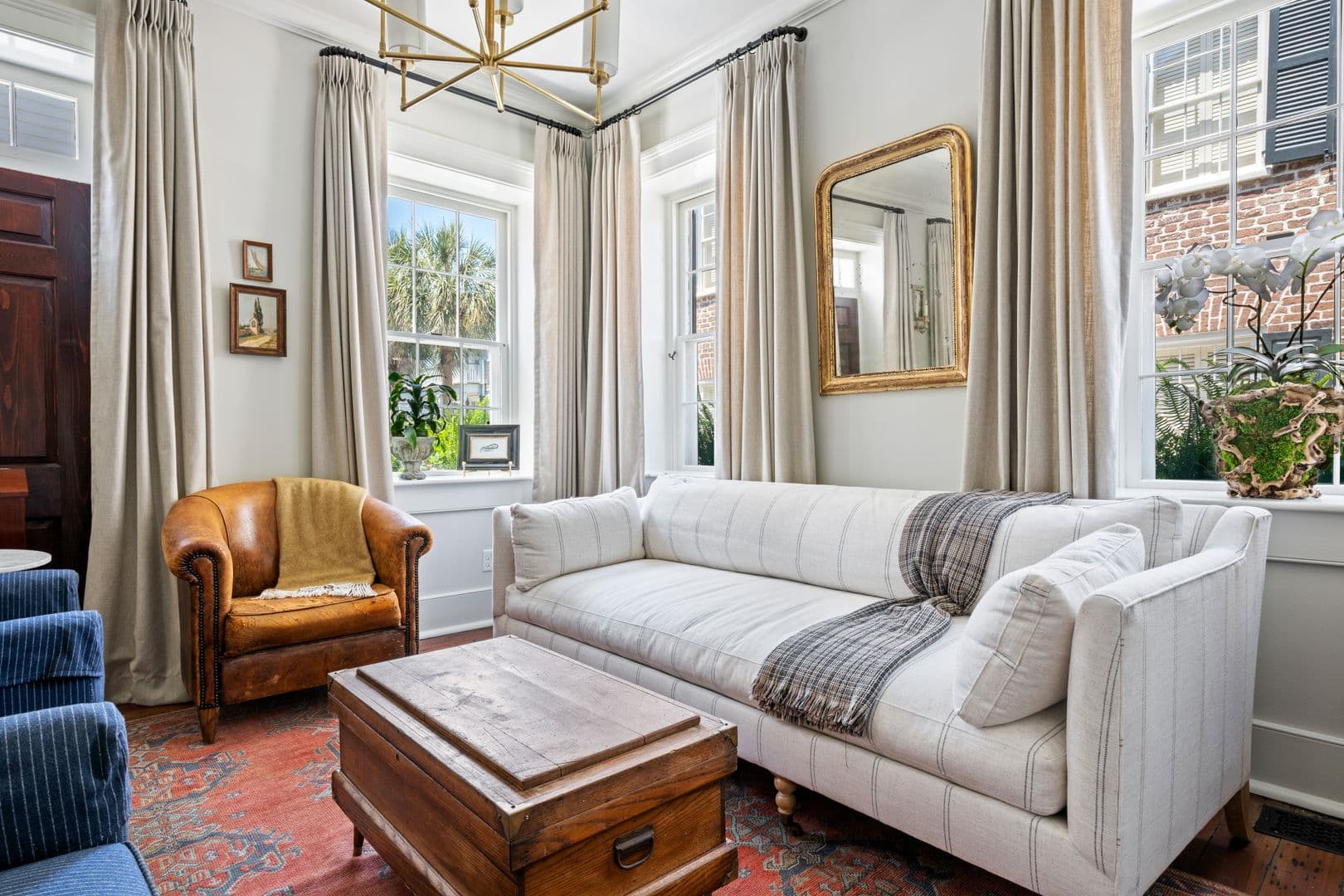 Charleston House: 9 Lamboll Street