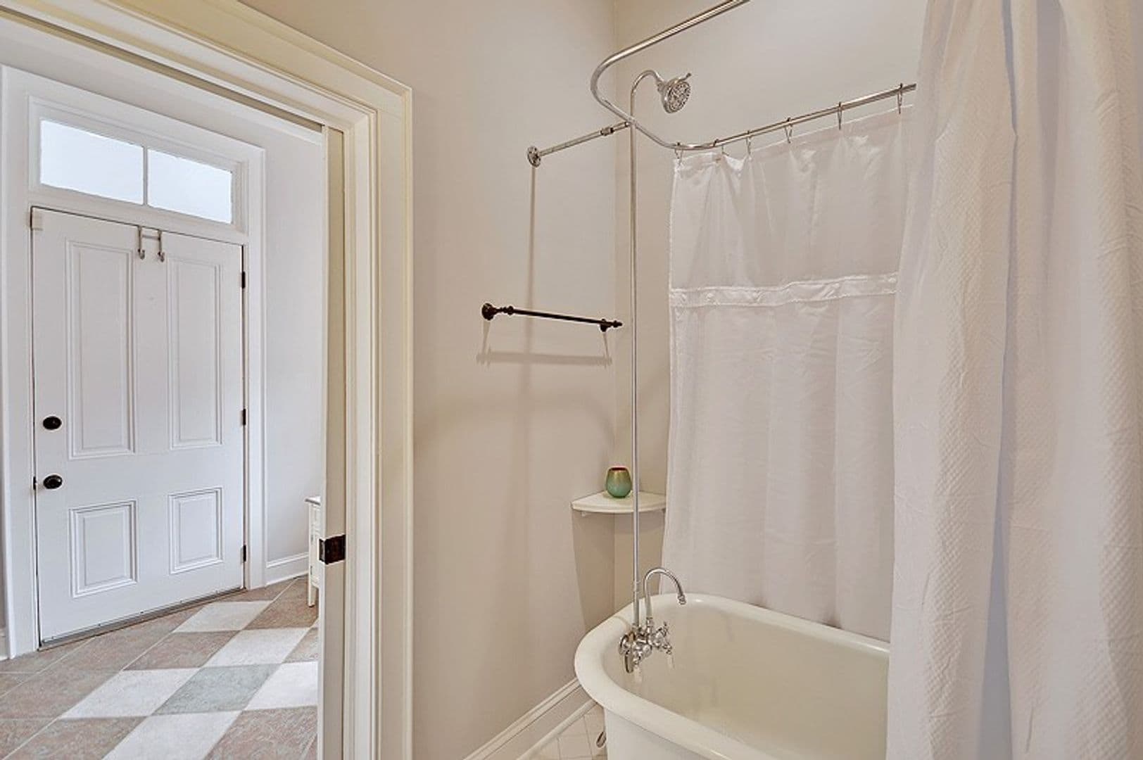 Charleston House: 236 Rutledge Avenue