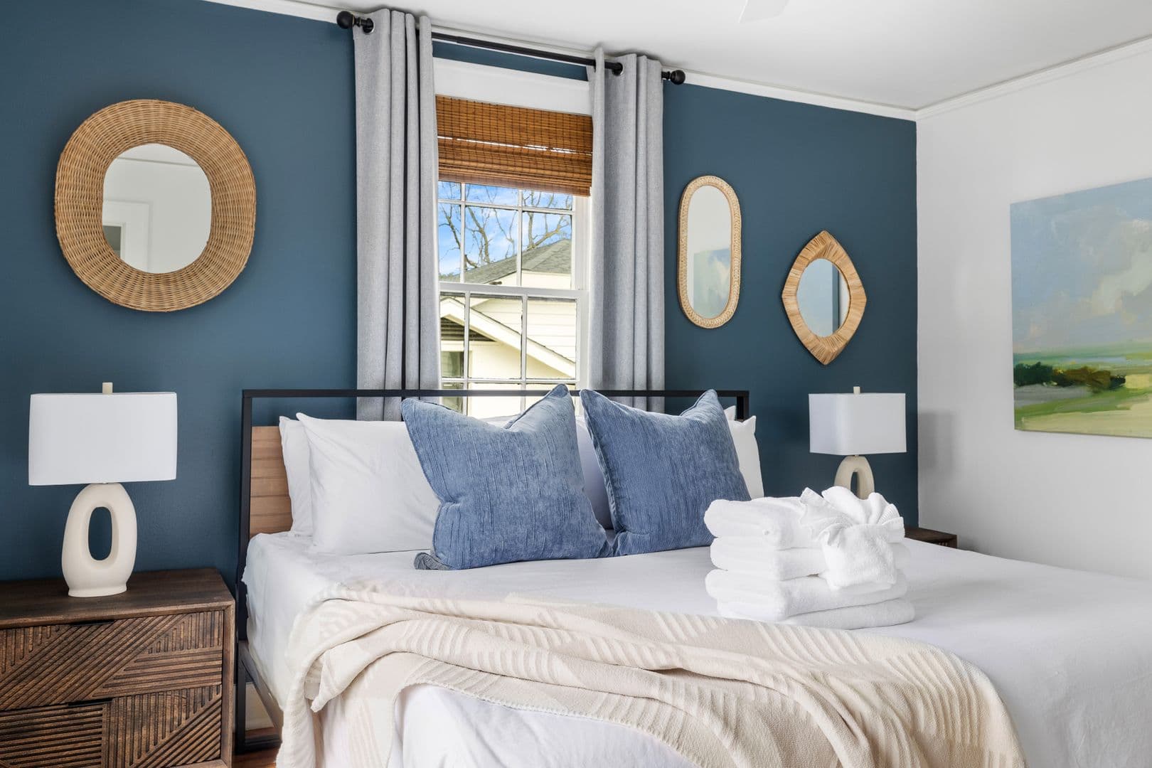 Charleston House: 20 Dunnemann Avenue