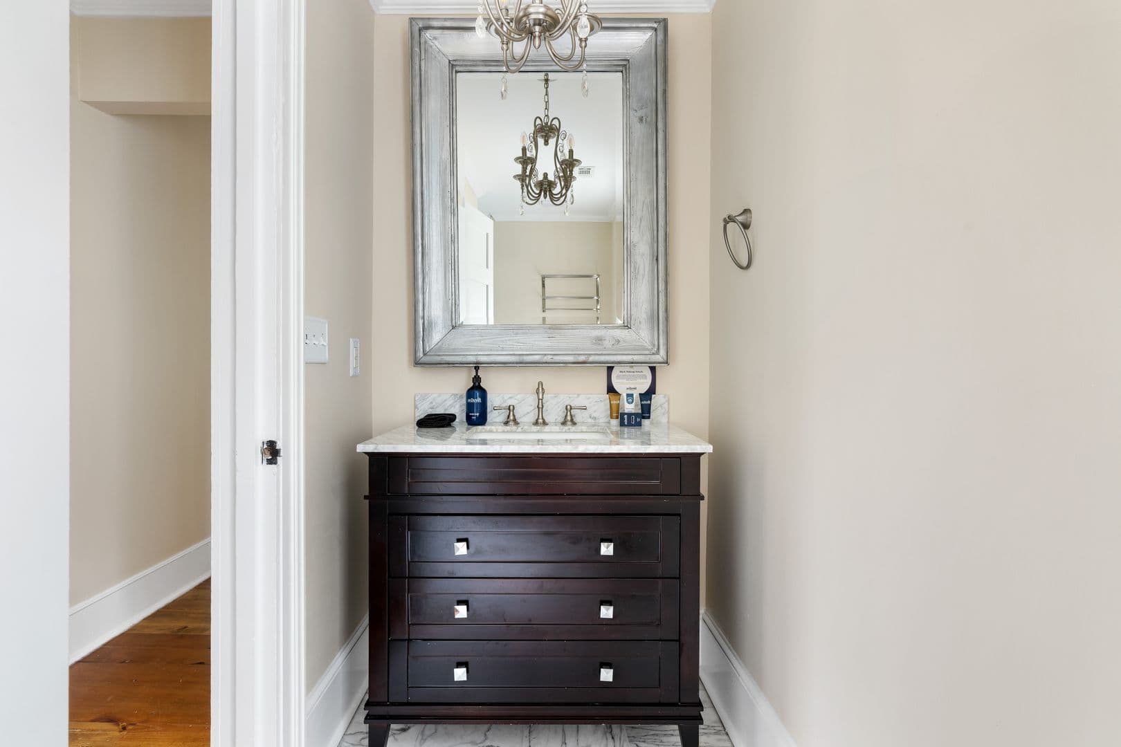 Charleston House: 251 Ashley Avenue