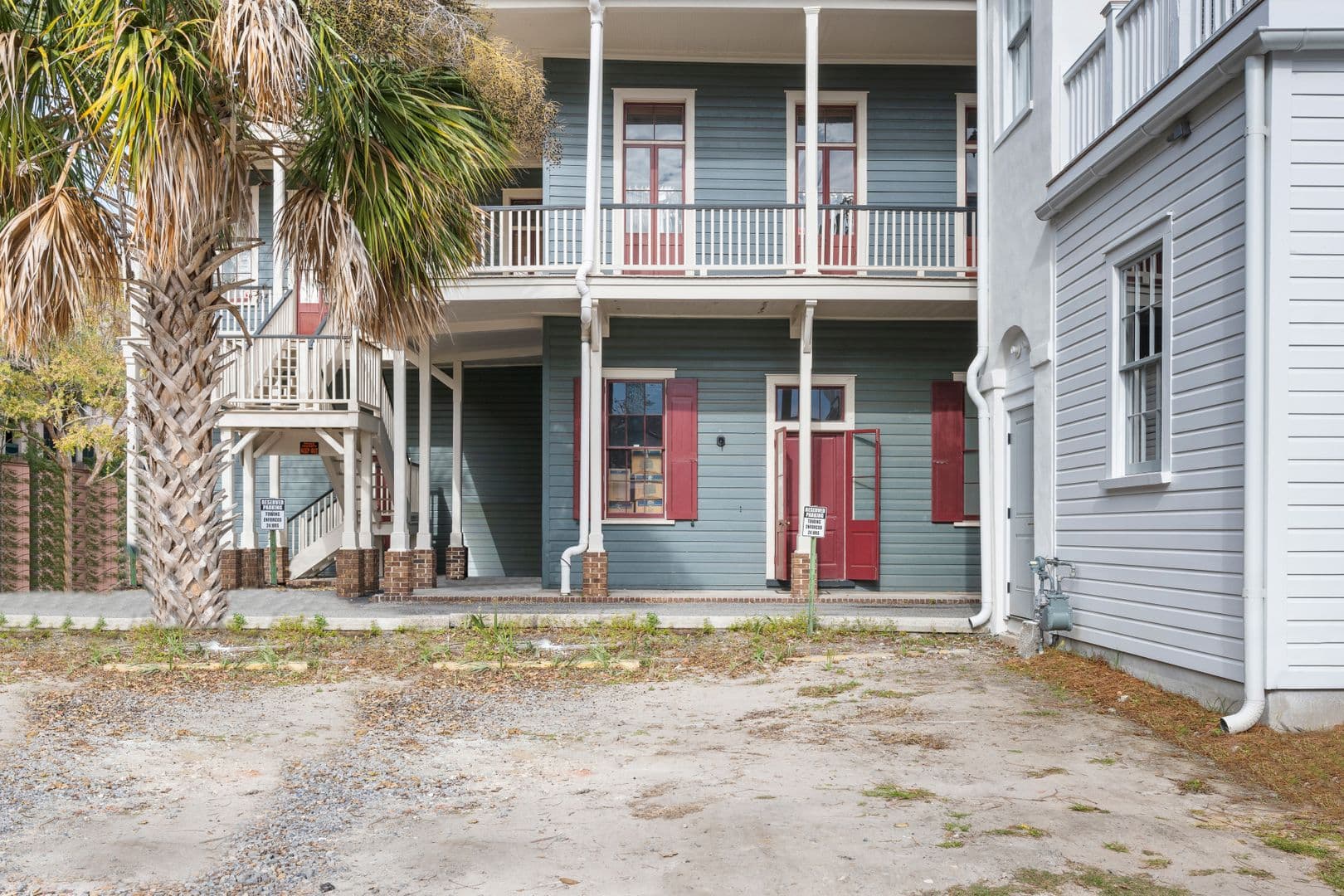 Charleston House: 123 King Street