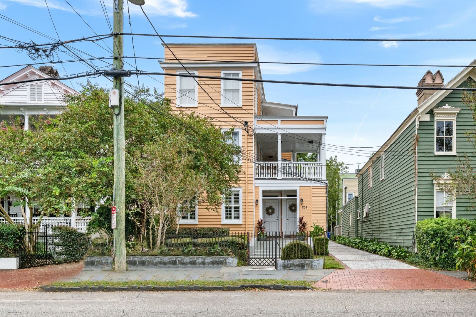 Charleston House: 234 Rutledge Avenue