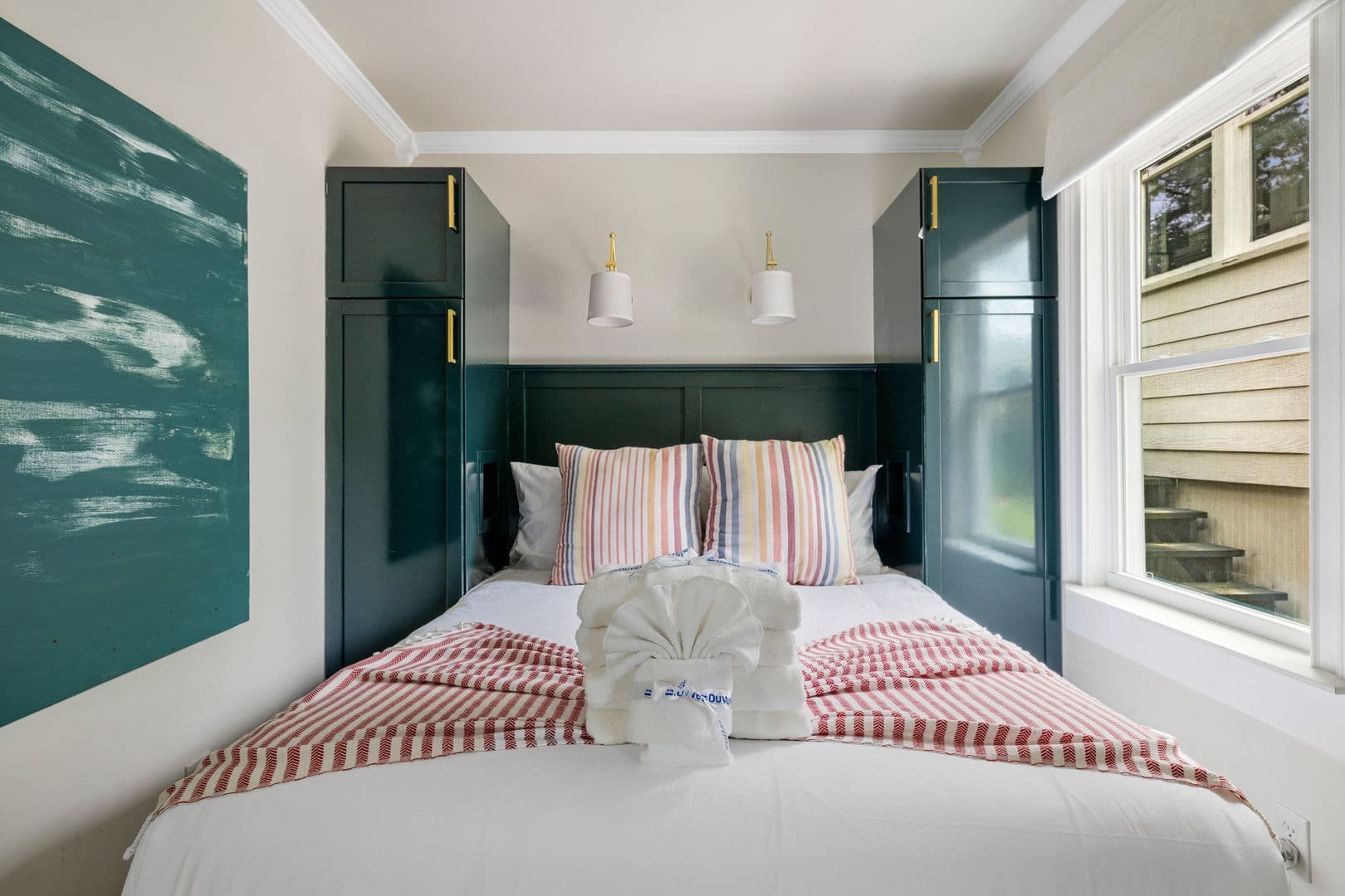 Charleston House: 134 Sans Souci Street