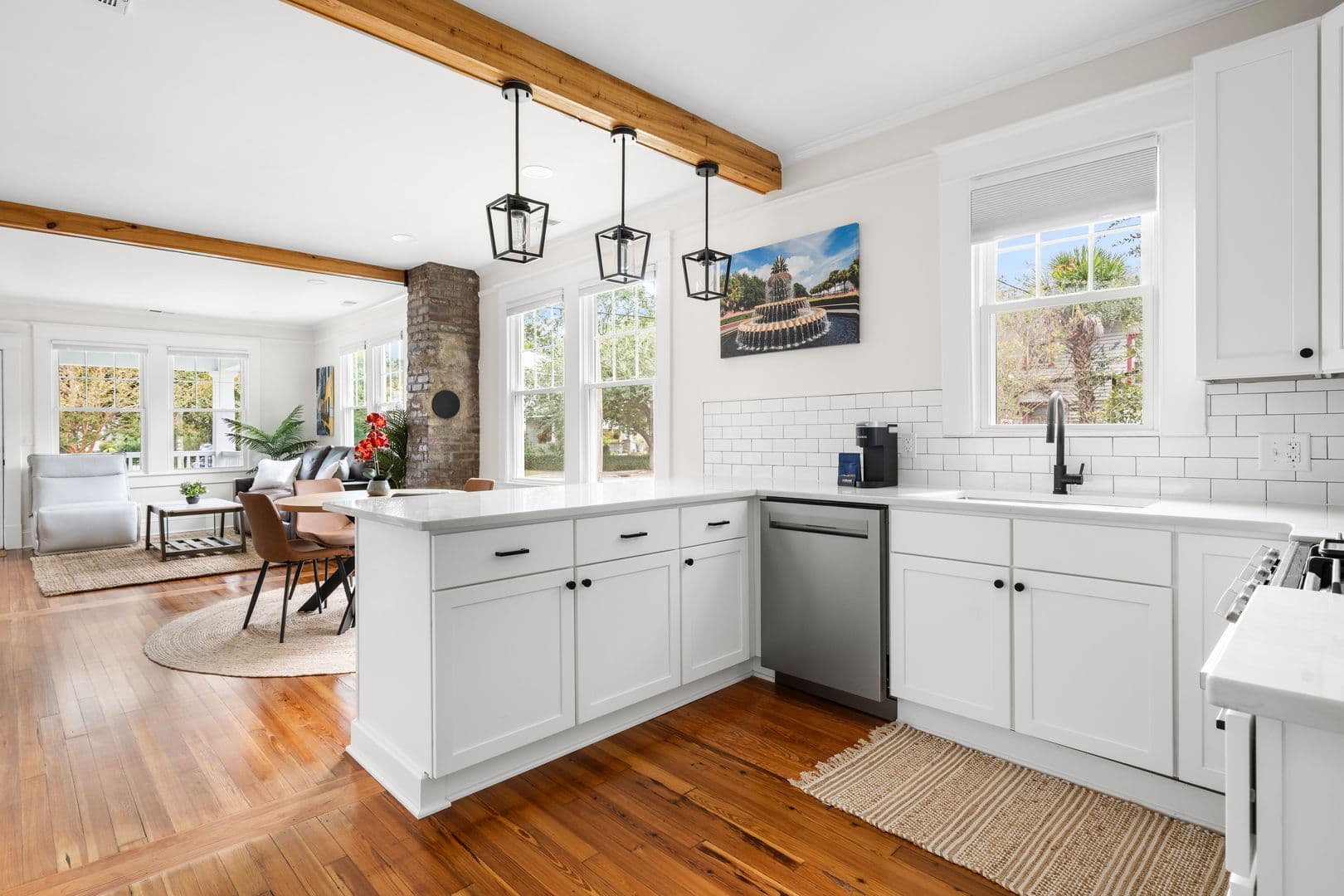 Charleston House: 1133 King Street