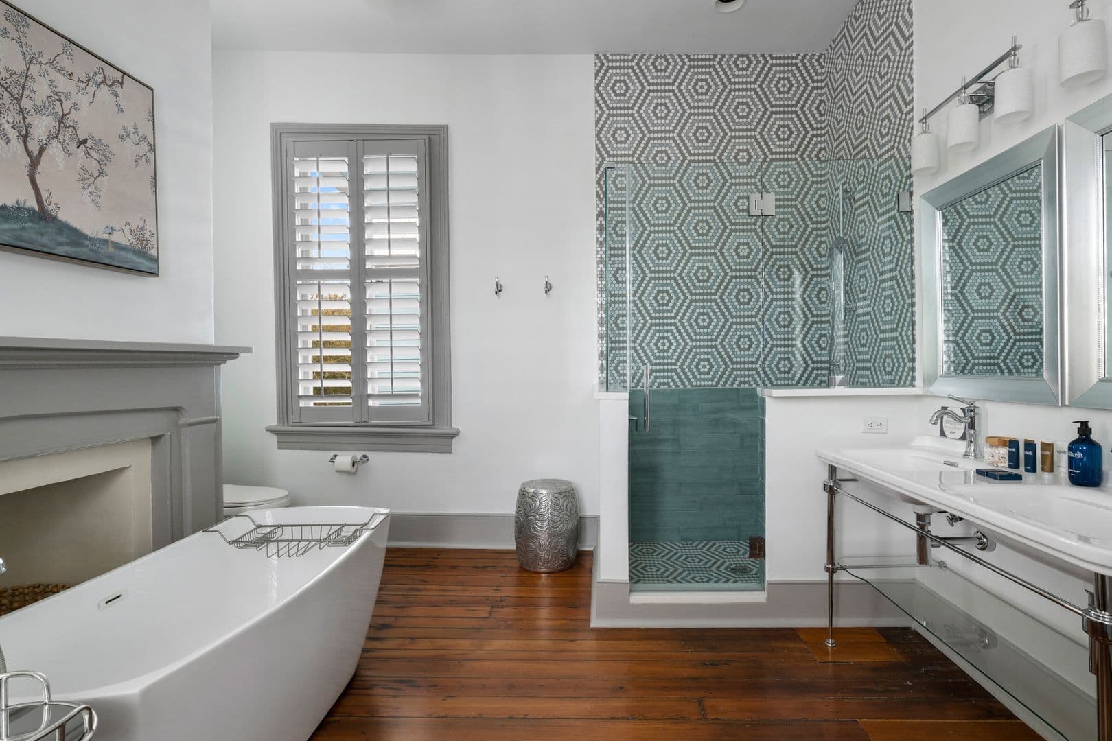 Charleston House: 135 Broad Street