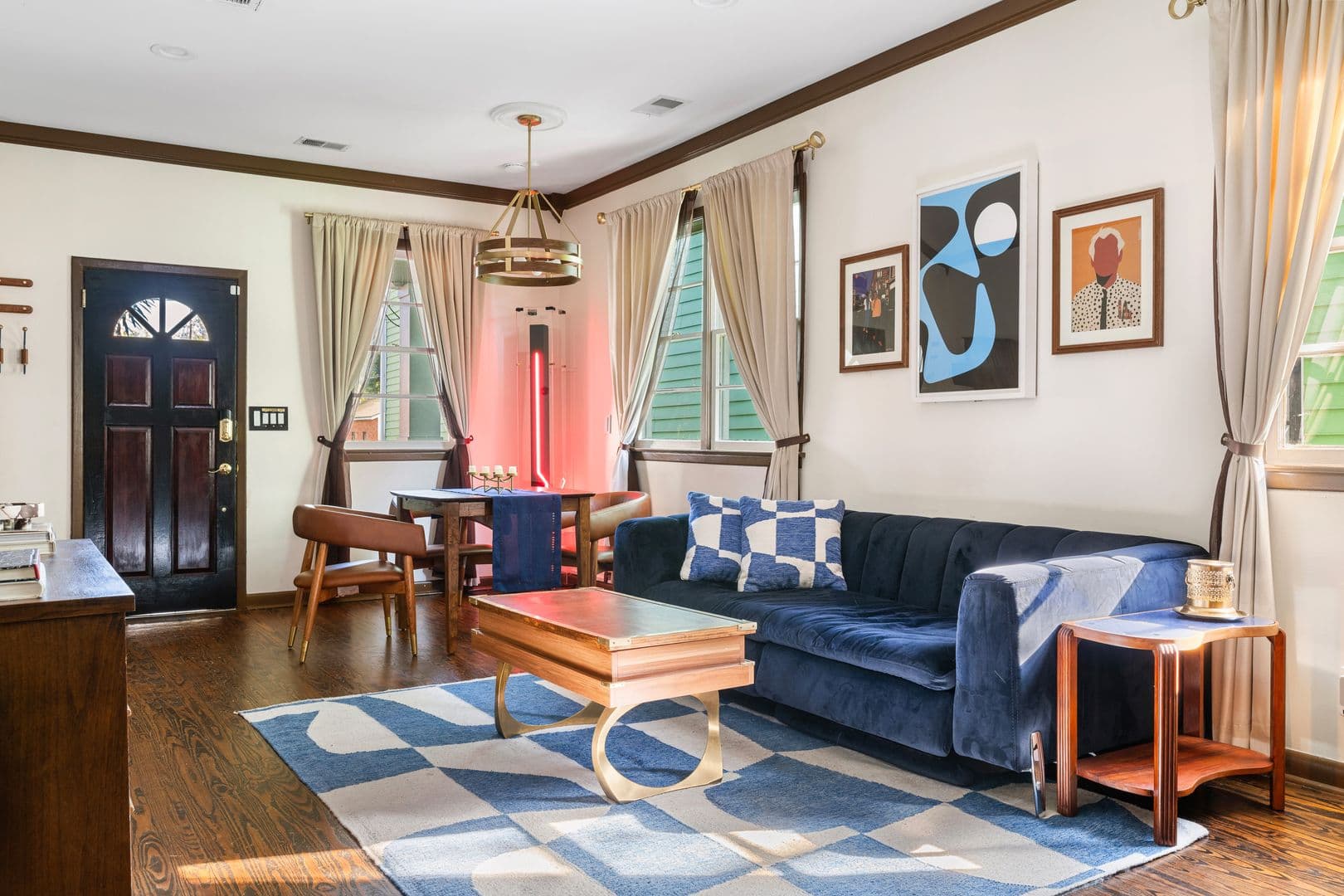 Charleston House: 19 Aiken St.