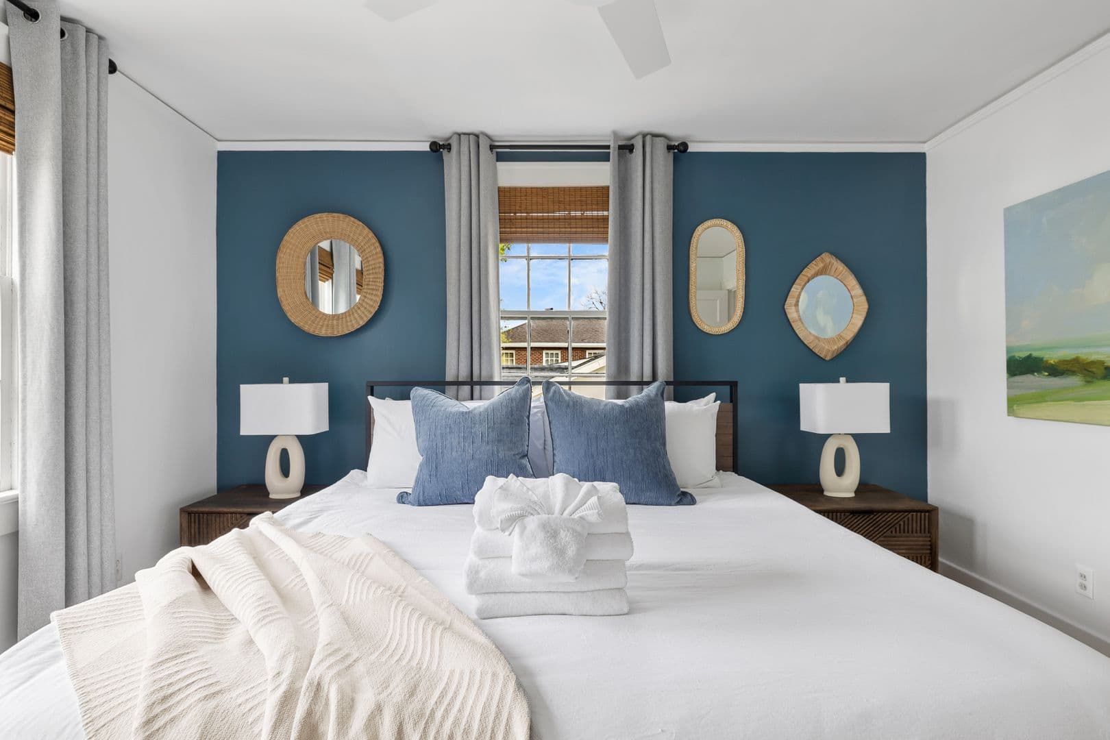 Charleston House: 20 Dunnemann Avenue