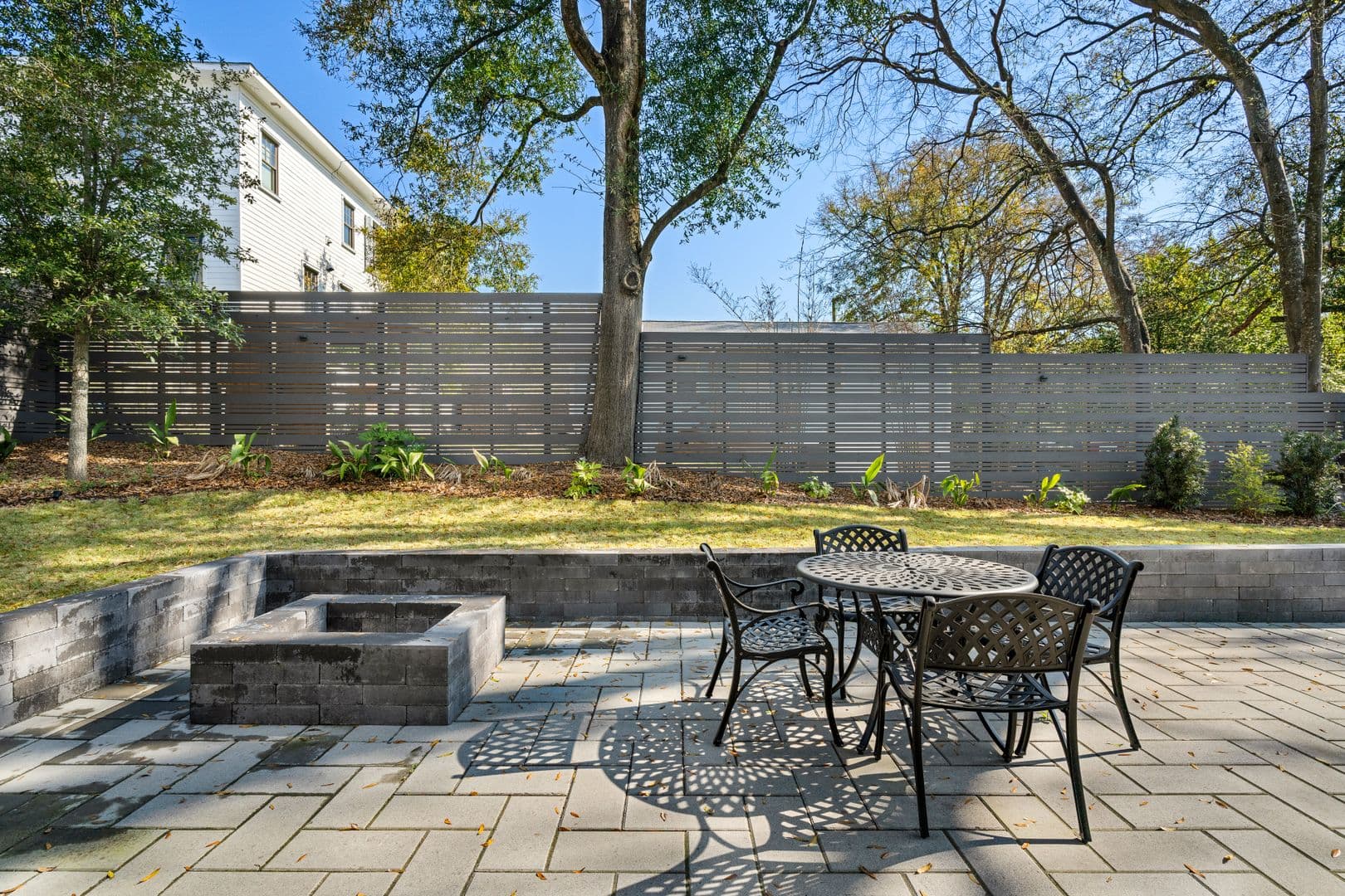 Mount Pleasant House: 208 Linnea Lane