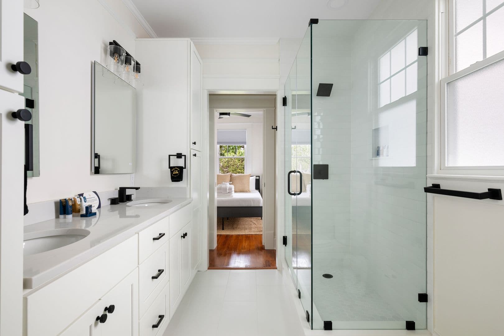 Charleston House: 1133 King Street