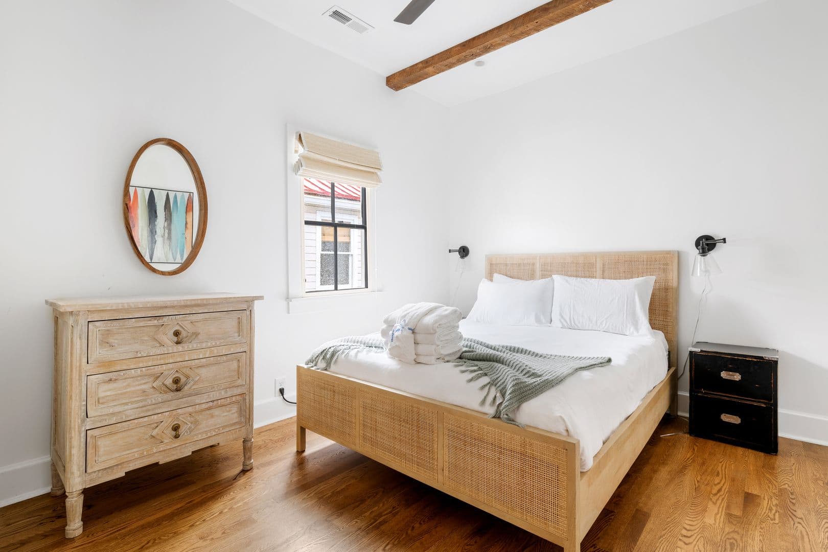 Charleston House: 70 Ashe Street