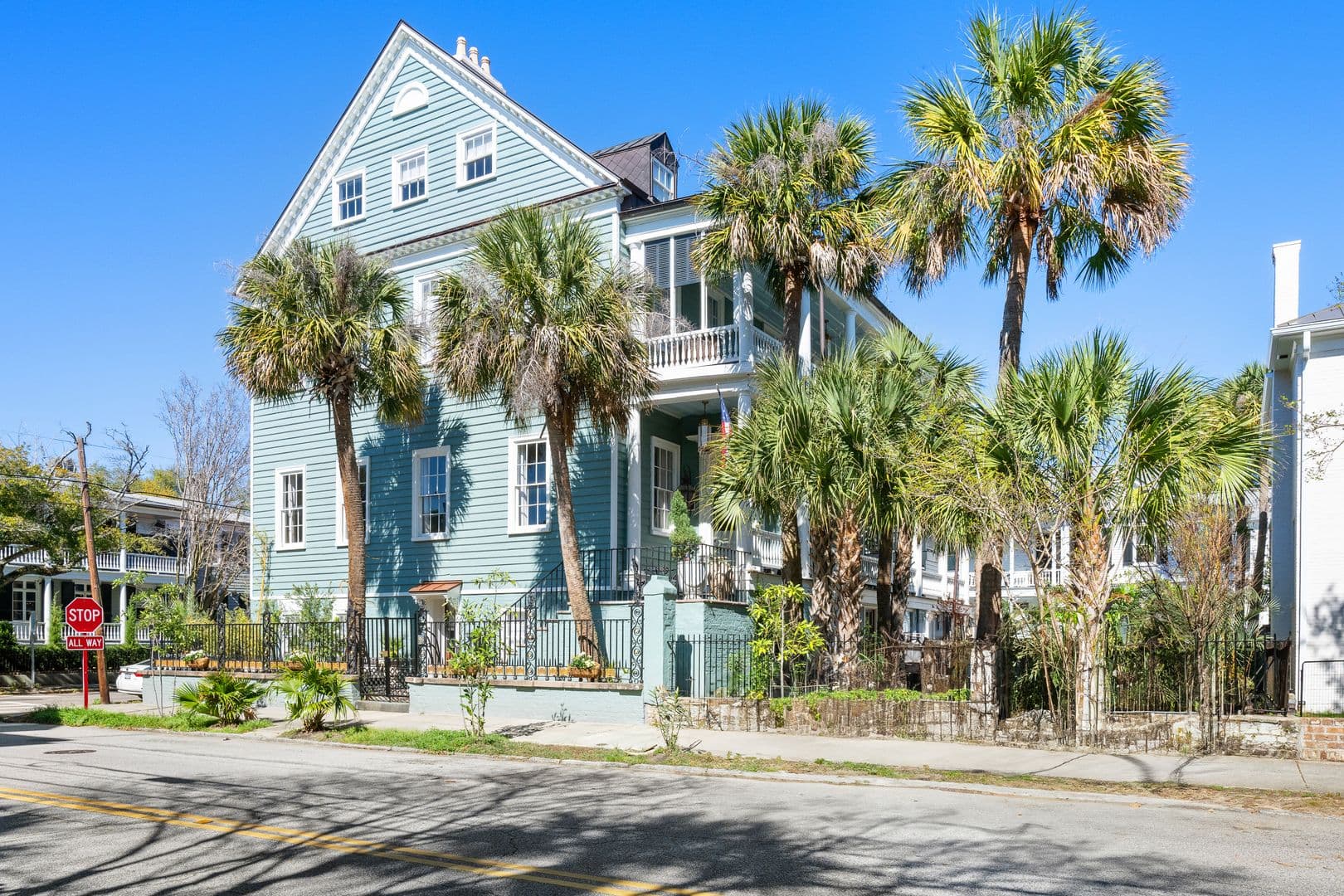 Charleston House: 96 Ashley Avenue